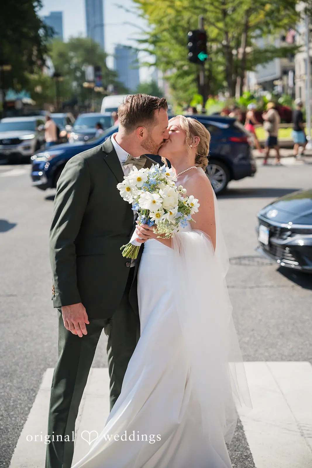 Valery + Andrew Chicago Athletic Association Wedding // Valery & Andrew -