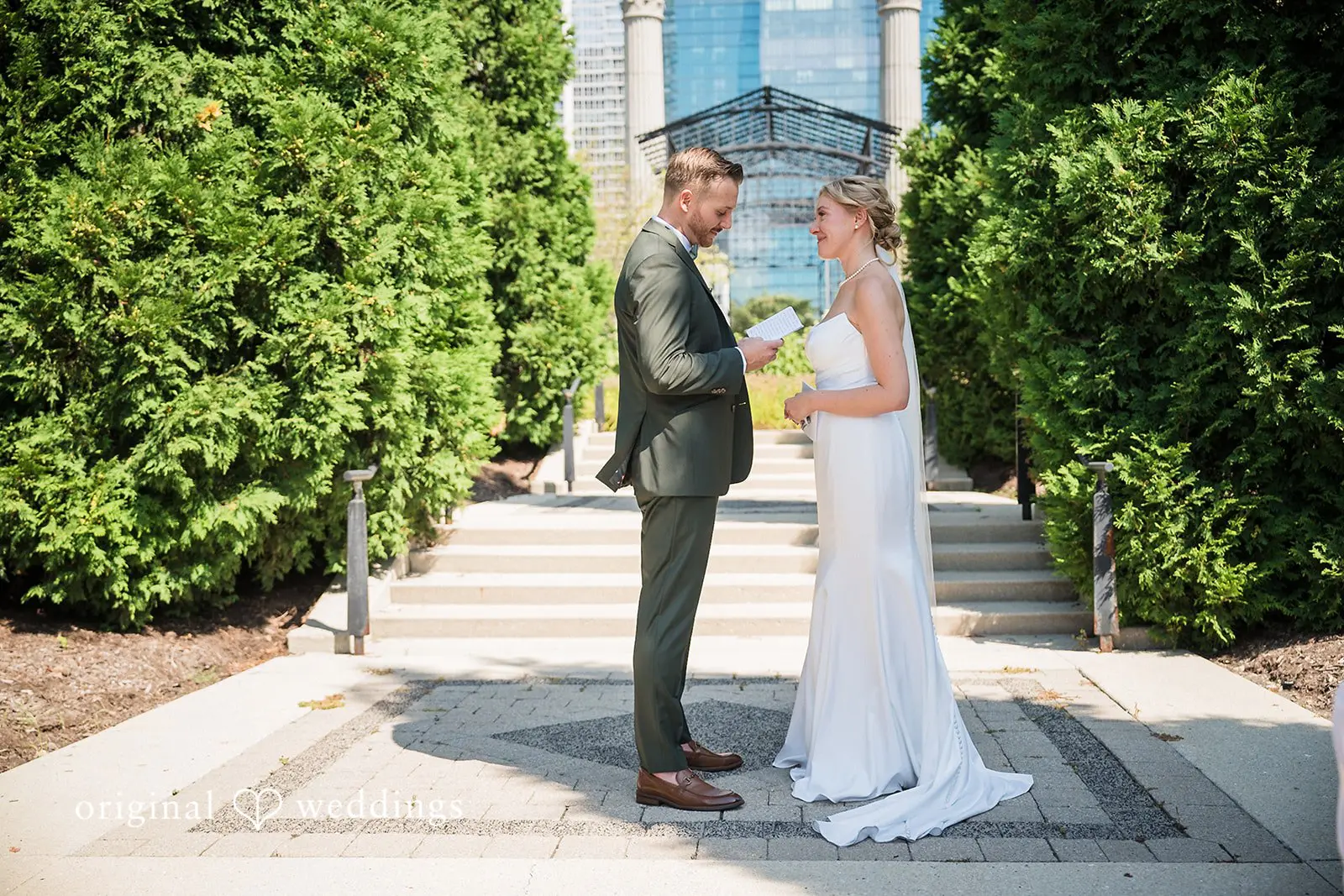 Valery + Andrew Chicago Athletic Association Wedding // Valery & Andrew -