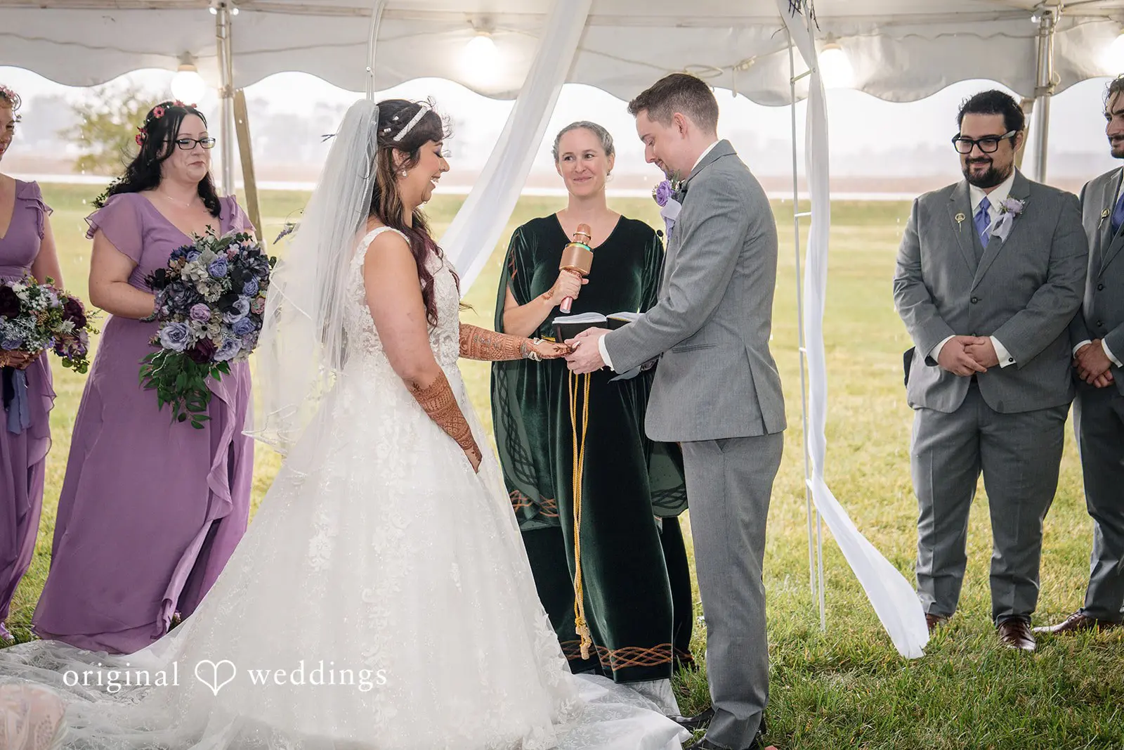 Chicago Backyard Wedding // Amanda & Jonathan -