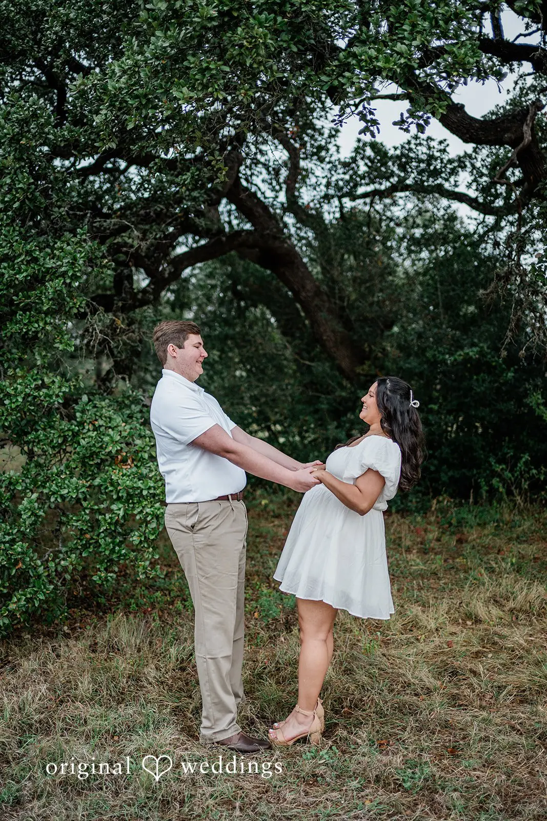 Garrett + Carmen Circle C park Engagement // Garrett & Carmen -
