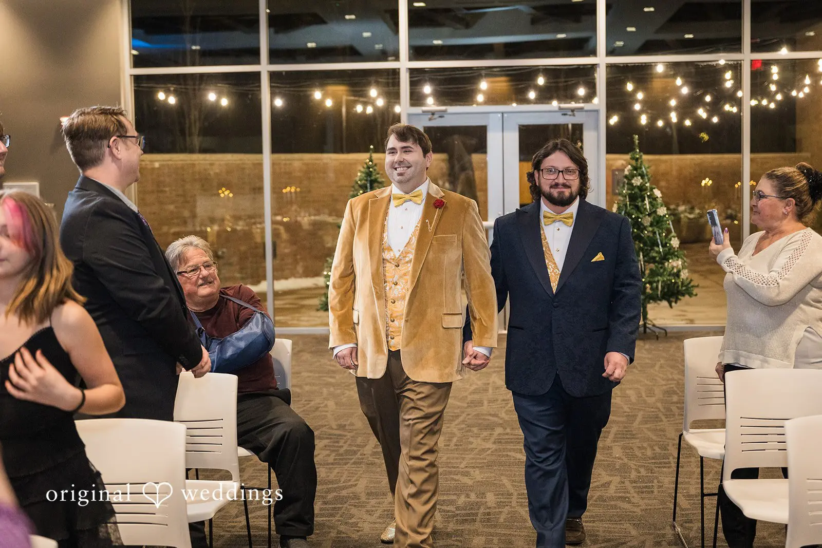 Cleveland Metroparks Zoo Wedding // Daniel & Daniel -