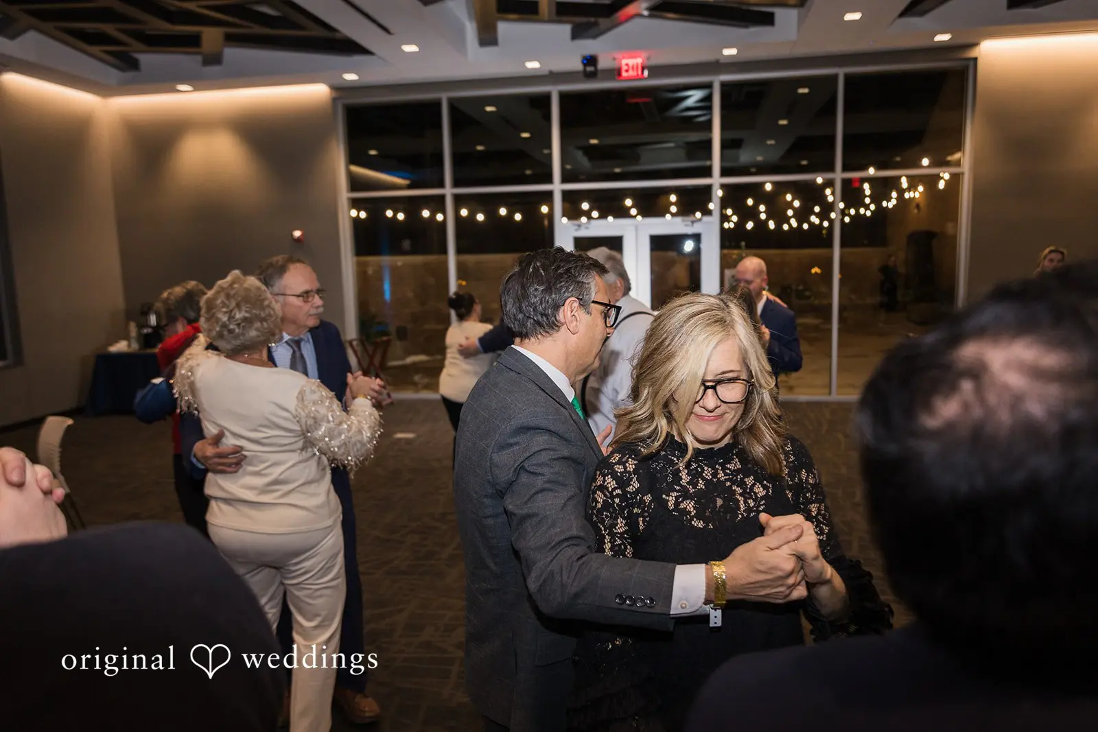 Cleveland Metroparks Zoo Wedding // Daniel & Daniel -