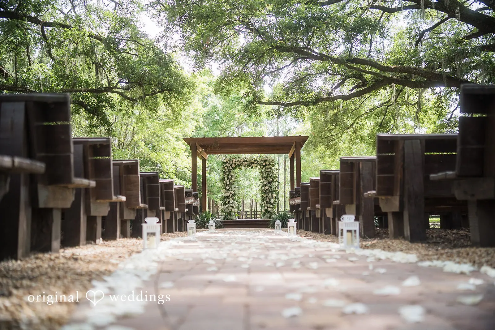 Sarah + Cody Club Lake Venue Wedding // Sarah & Cody -