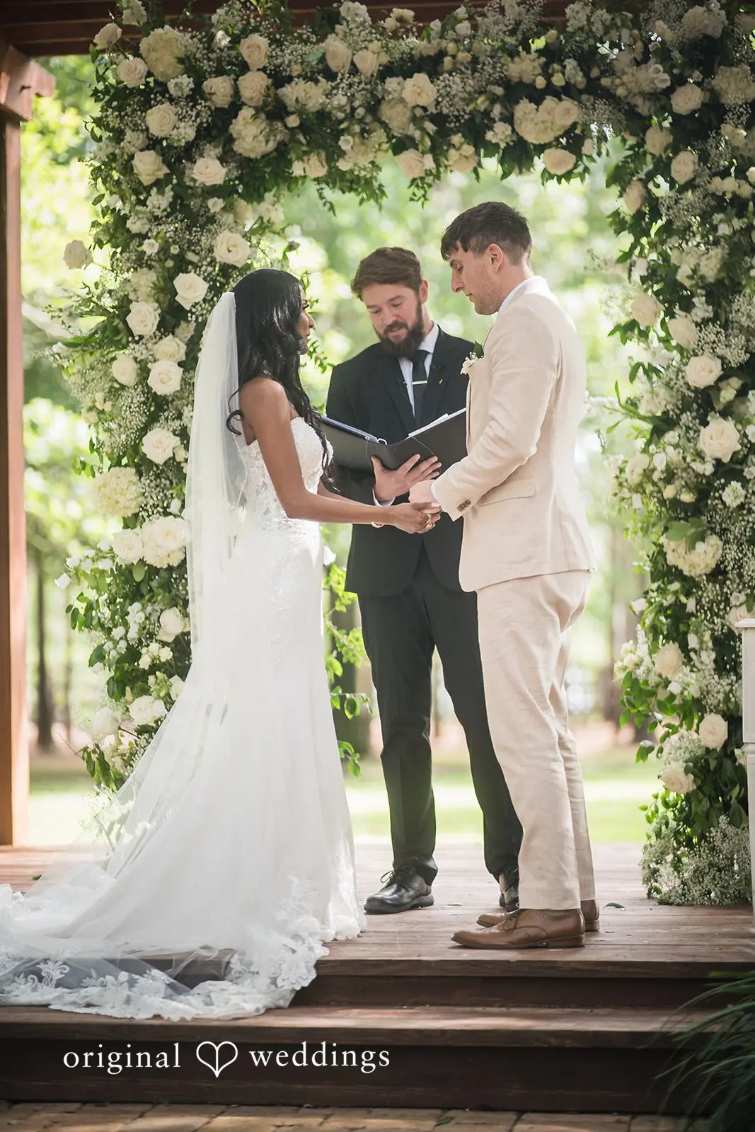 Sarah + Cody Club Lake Venue Wedding // Sarah & Cody -