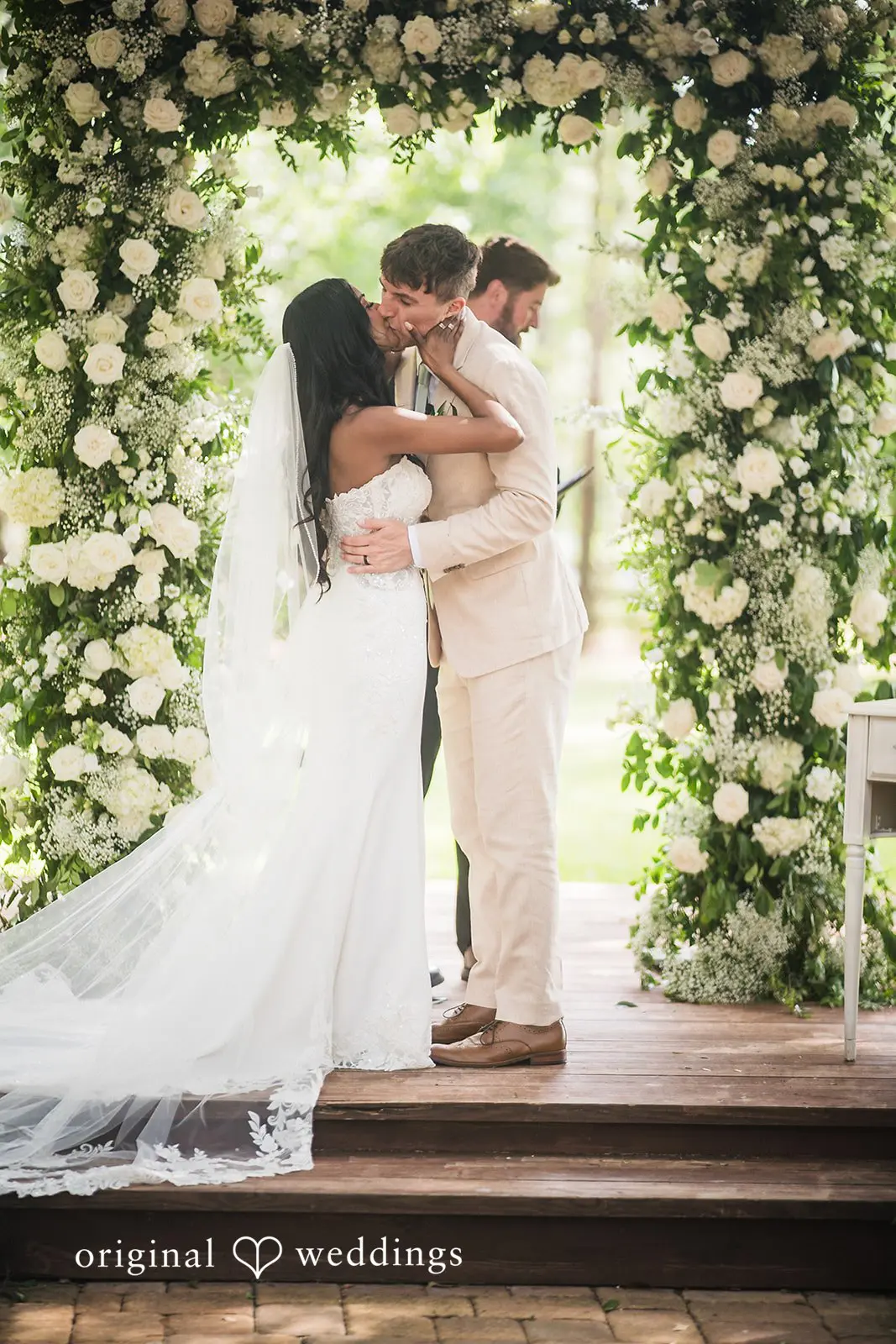 Sarah + Cody Club Lake Venue Wedding // Sarah & Cody -