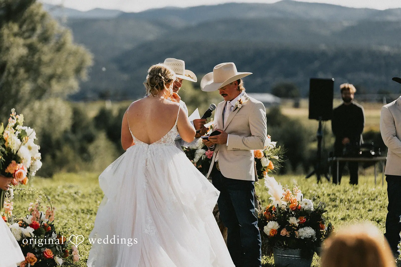 Madeleine + Cody Colorado Backyard Wedding // Madeleine & Cody -