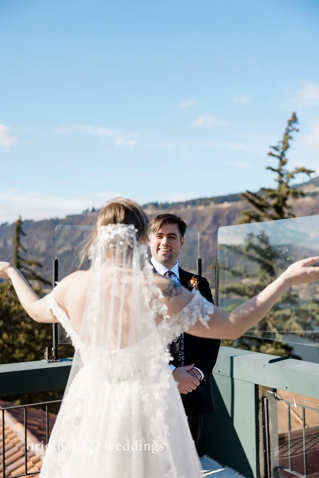 Rebecca + Jaxson Columbia Gorge Hotel Wedding // Rebecca & Jaxson -