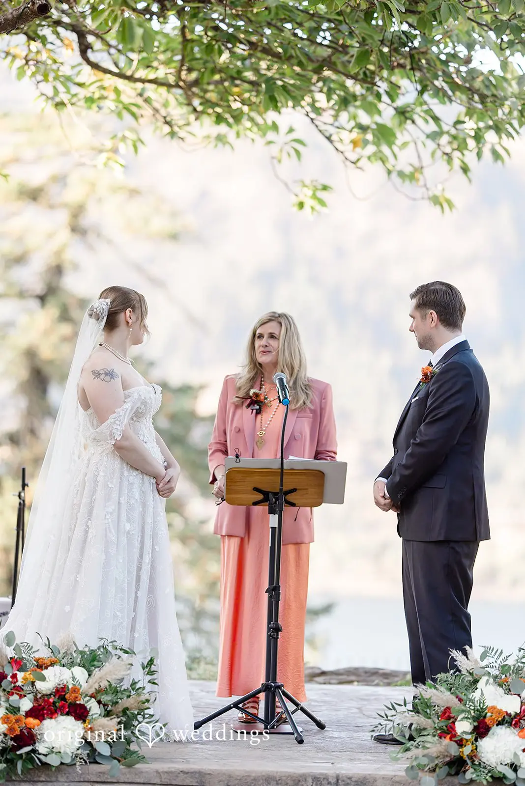 Rebecca + Jaxson Columbia Gorge Hotel Wedding // Rebecca & Jaxson -