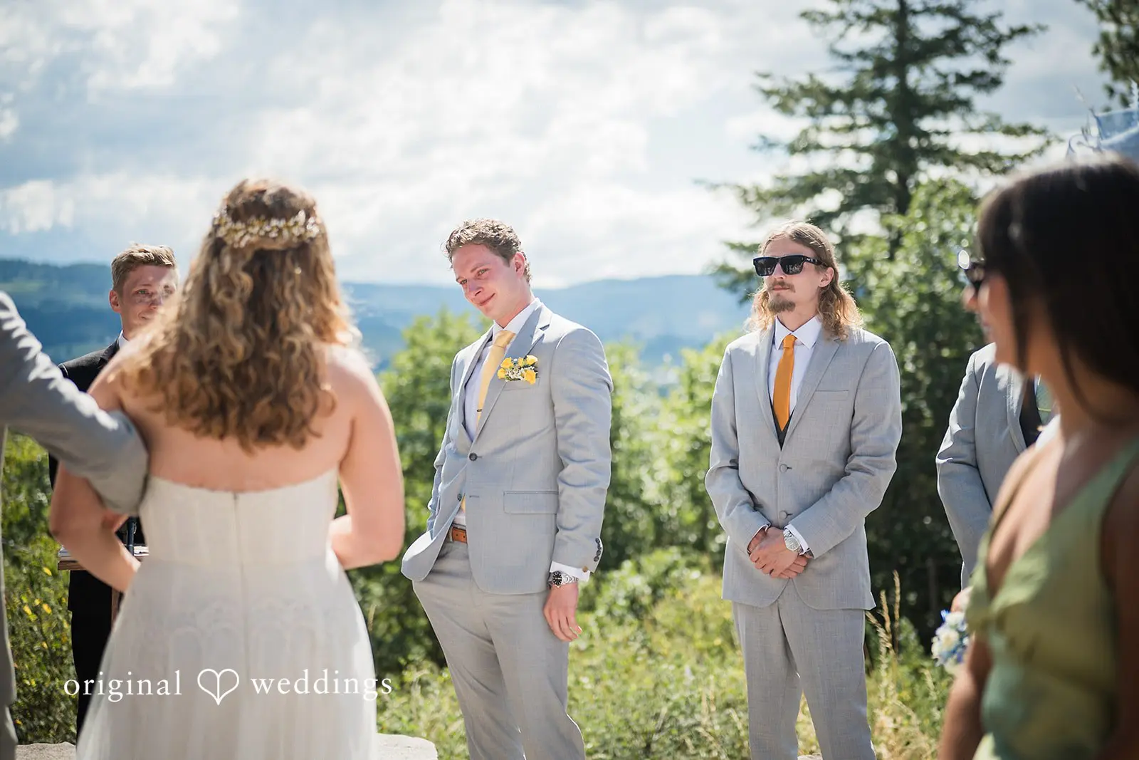 Emma + Brady Crag Rat Hut Wedding // Emma & Brady -