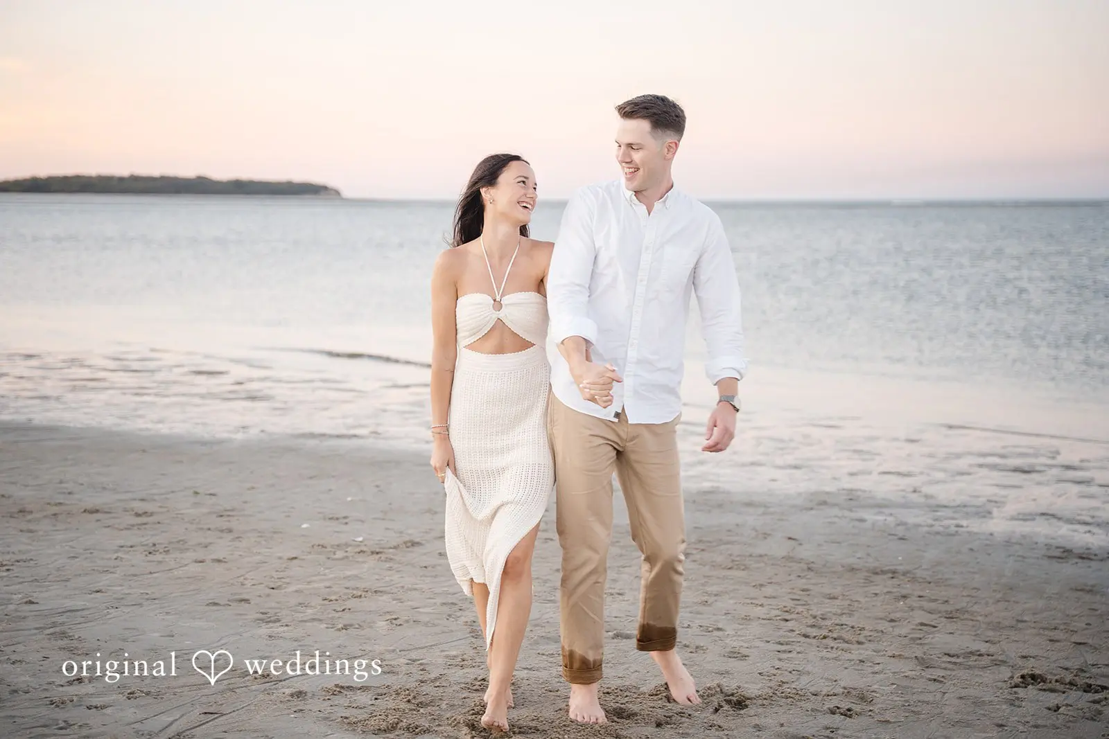 Adela + Patrick Crane Beach Engagement // Adela & Patrick -
