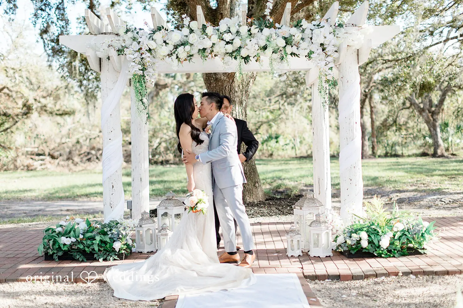 Paul + Linh Davis Stable Wedding // Paul & Linh -