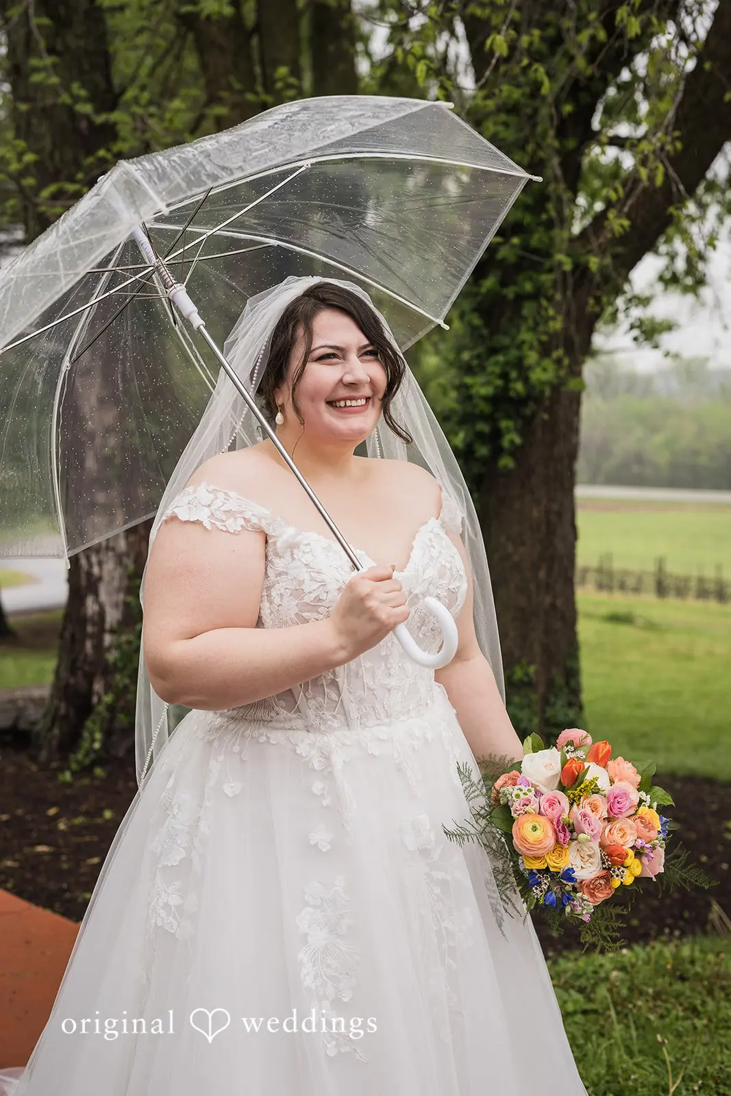 Defiance Ridge Vineyards Wedding // Gabriella & Ethan -