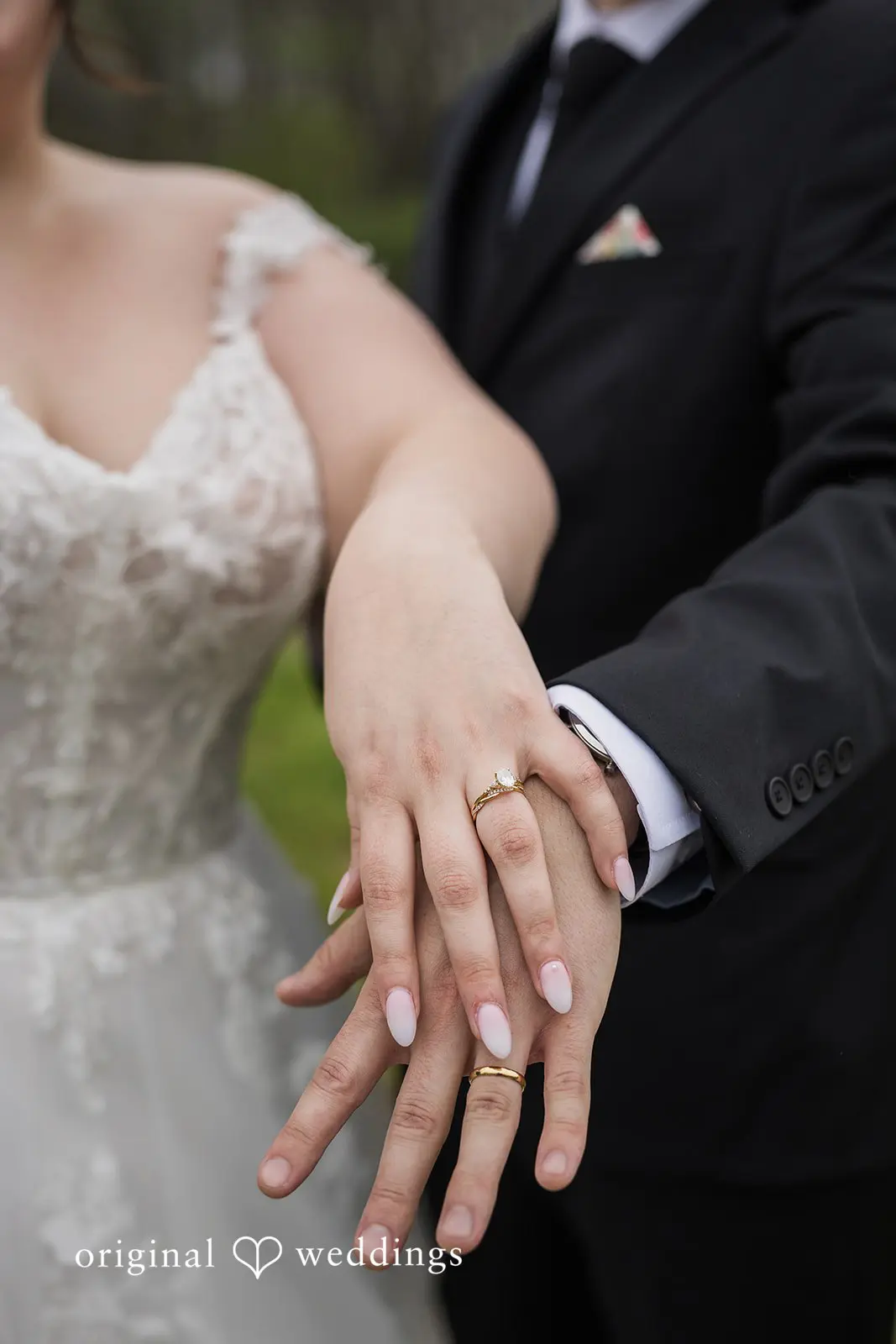 Defiance Ridge Vineyards Wedding // Gabriella & Ethan -