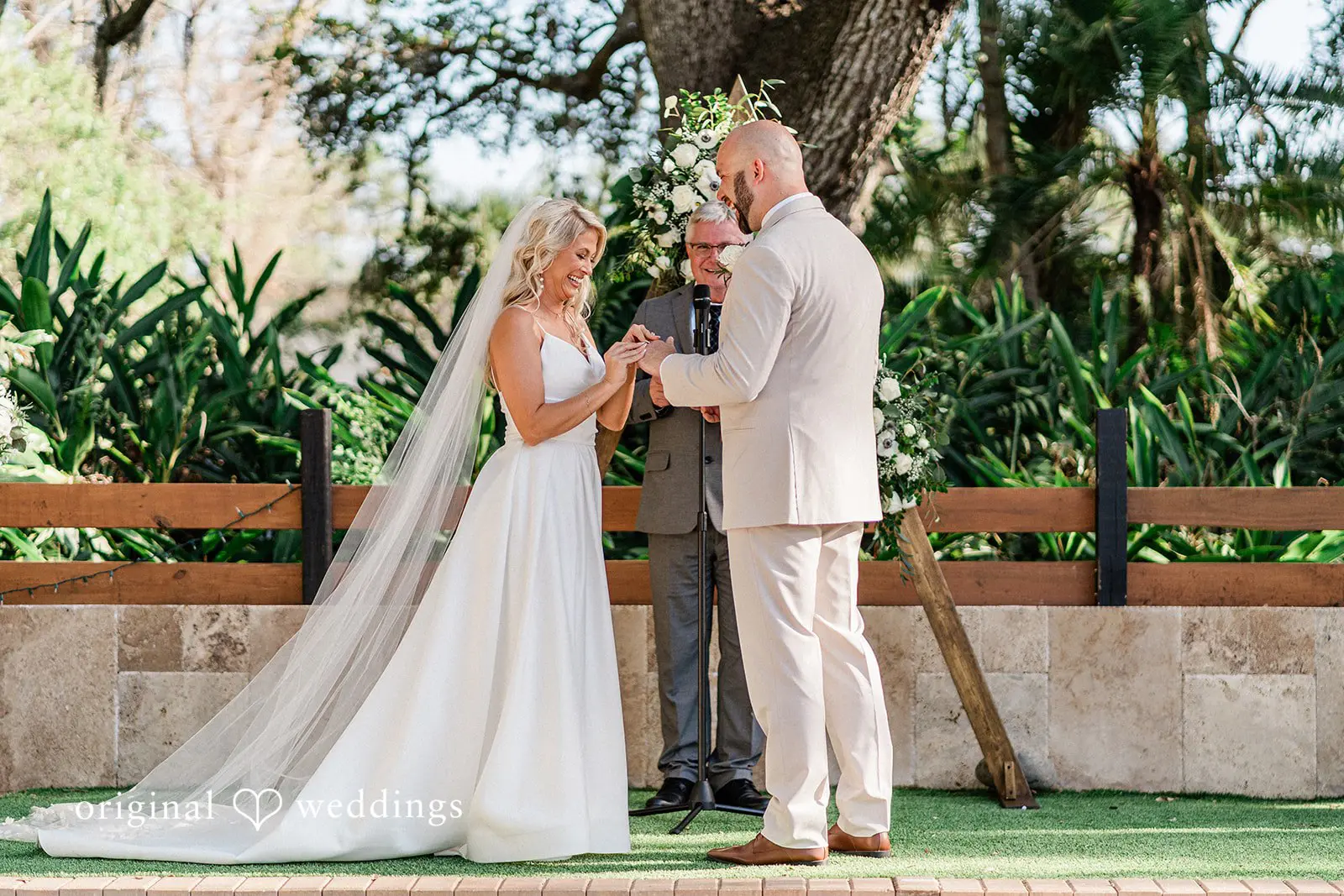 DK Farm and Gardens Wedding // Caitlyn & Wesley -