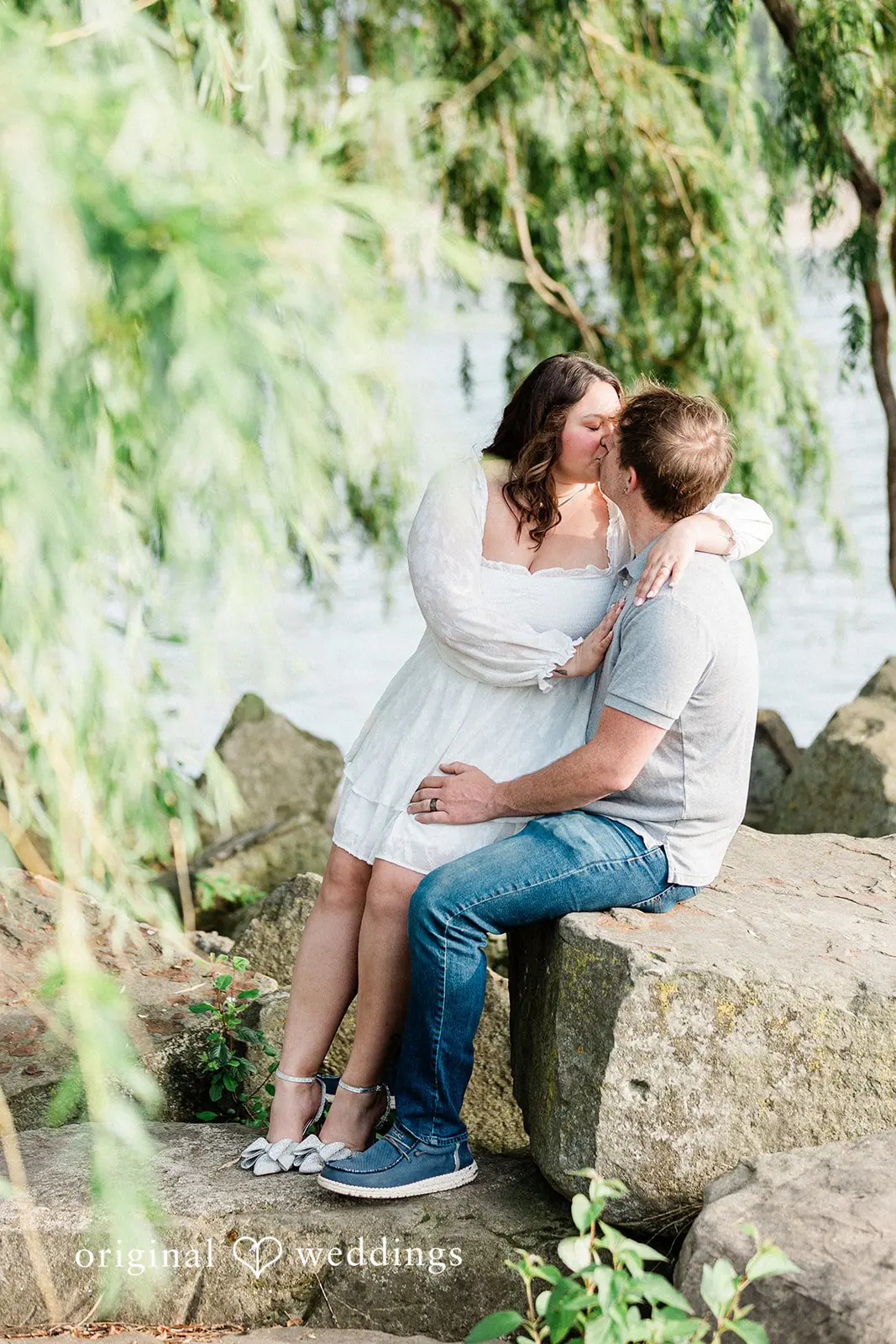 Joshua + Janissa Edgewater Park Engagement // Joshua & Janissa -