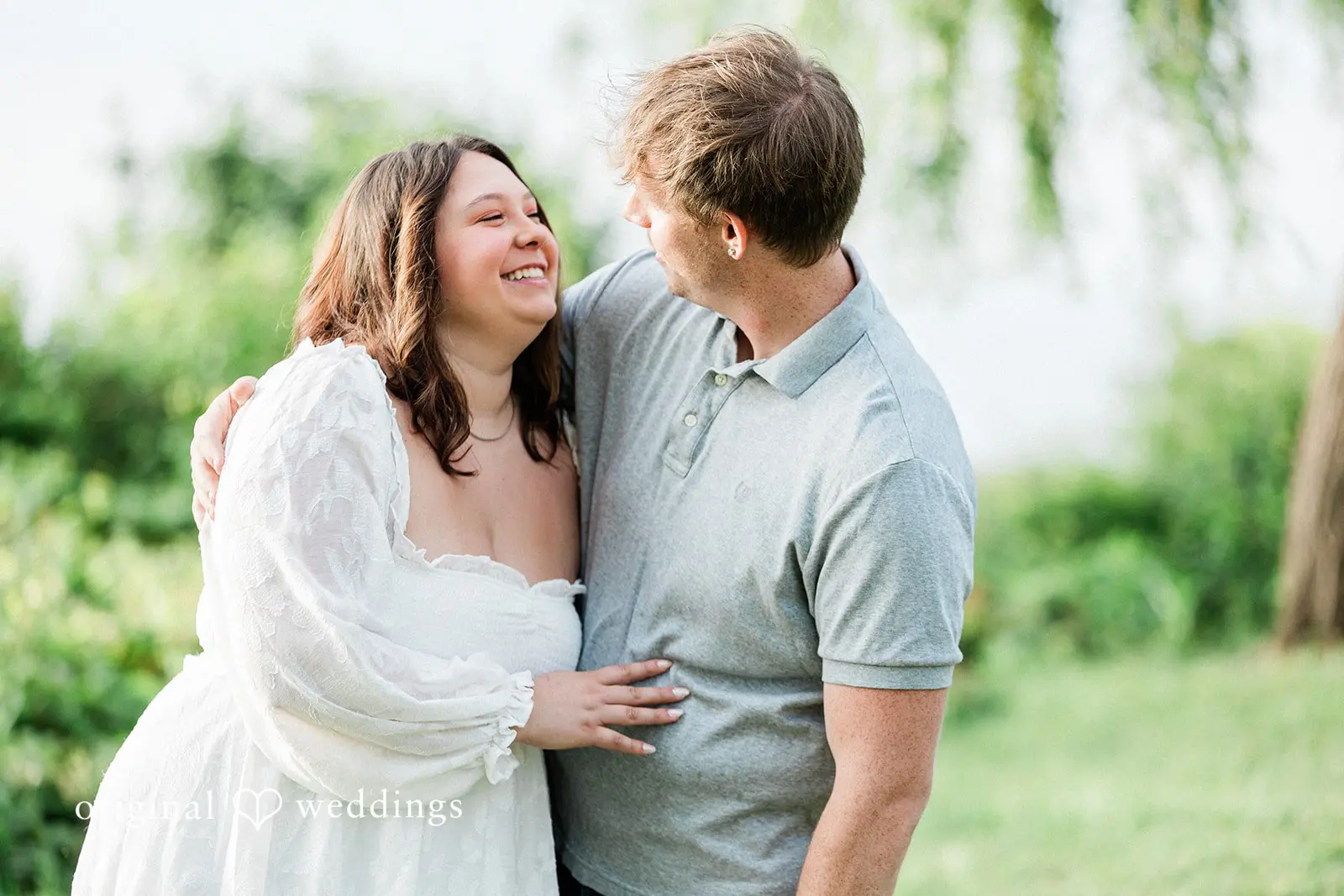 Joshua + Janissa Edgewater Park Engagement // Joshua & Janissa -