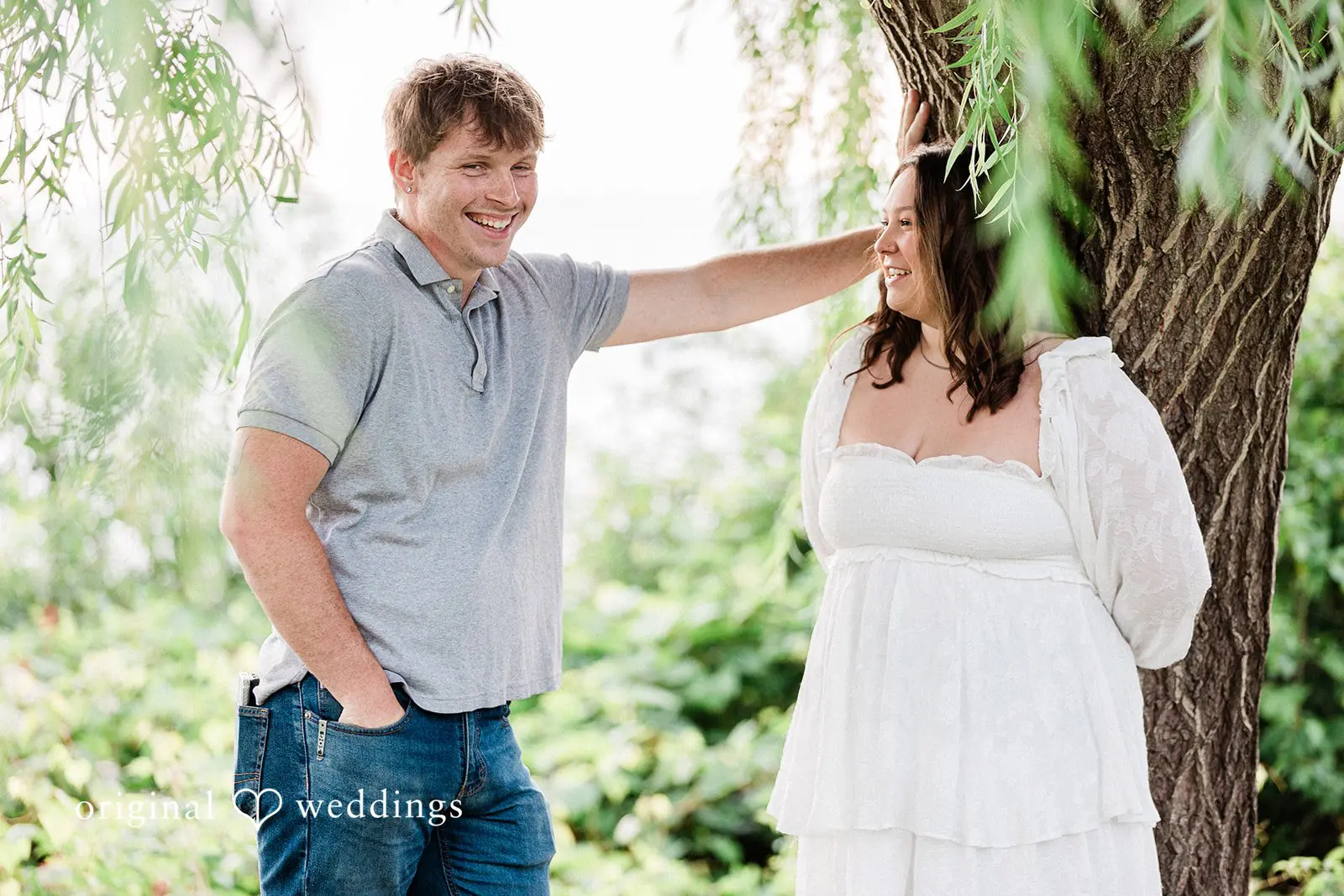 Joshua + Janissa Edgewater Park Engagement // Joshua & Janissa -