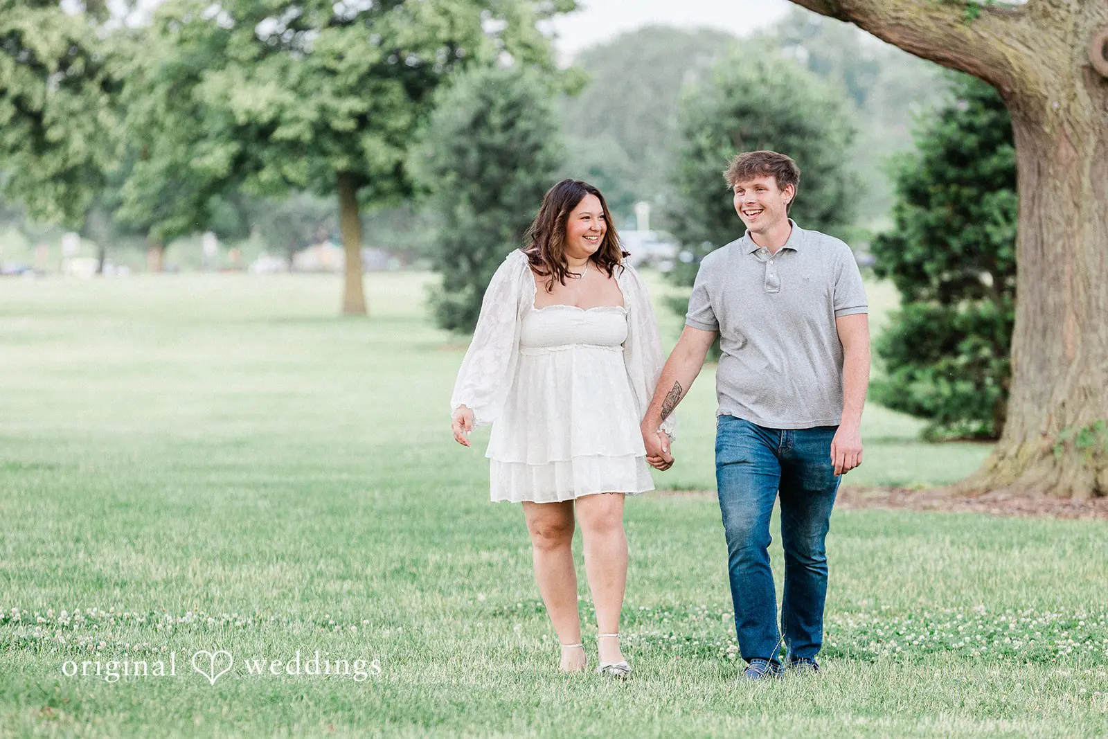 Joshua + Janissa Edgewater Park Engagement // Joshua & Janissa -