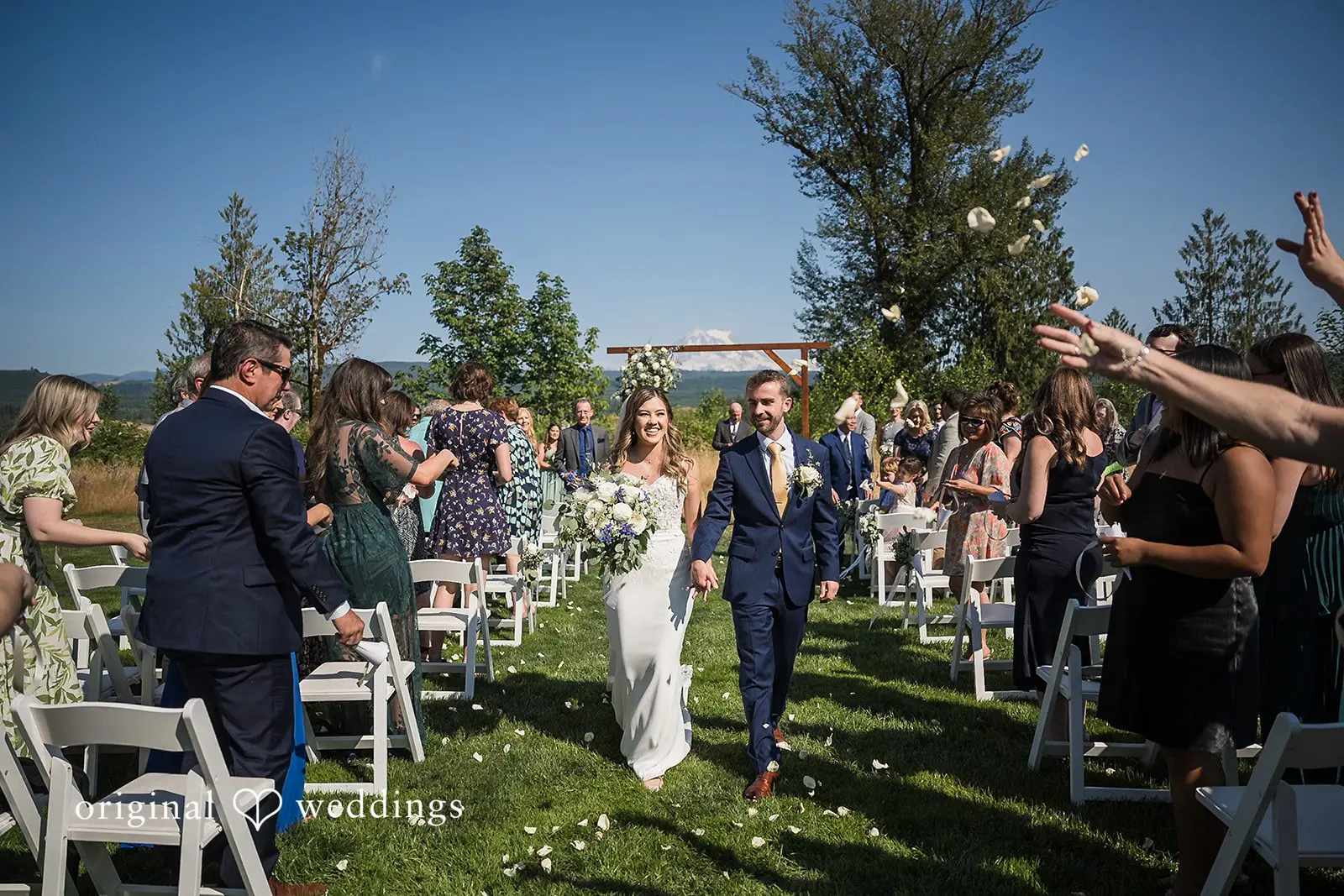 Annelise + Brett Edlynn Farm Wedding // Annelise & Brett -