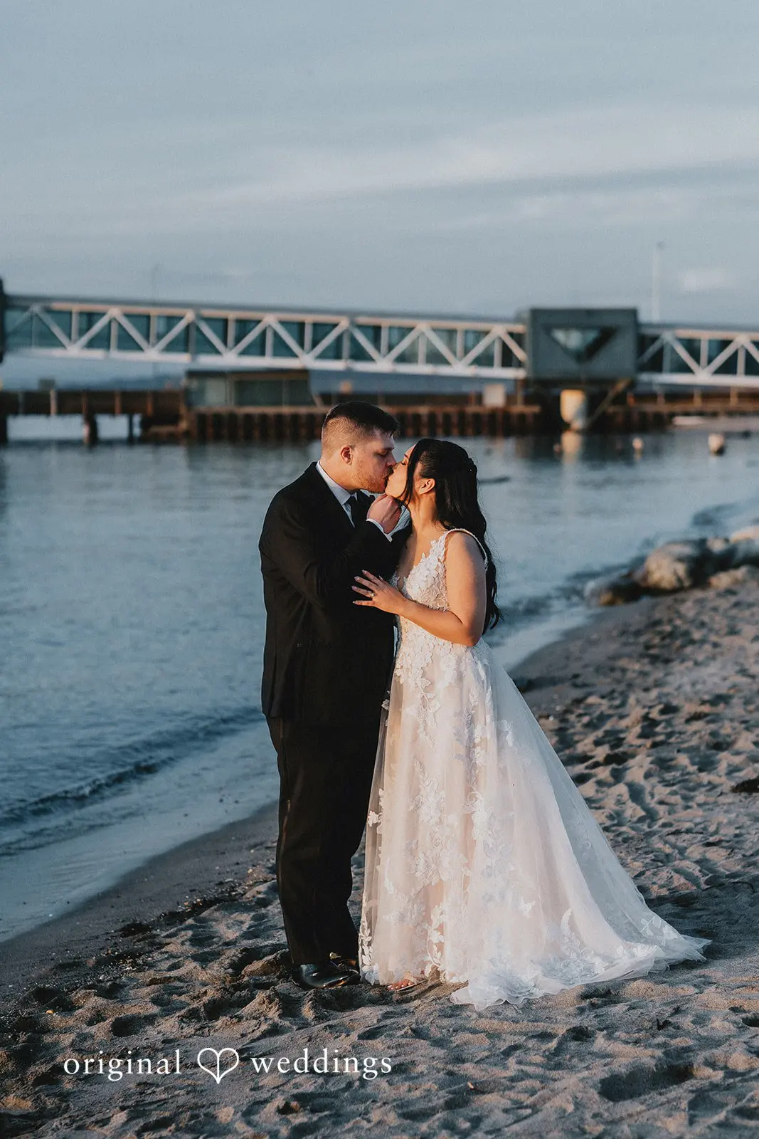 Hattie + Nicholas Edmonds Waterfront Center Wedding // Hattie & Nicholas -