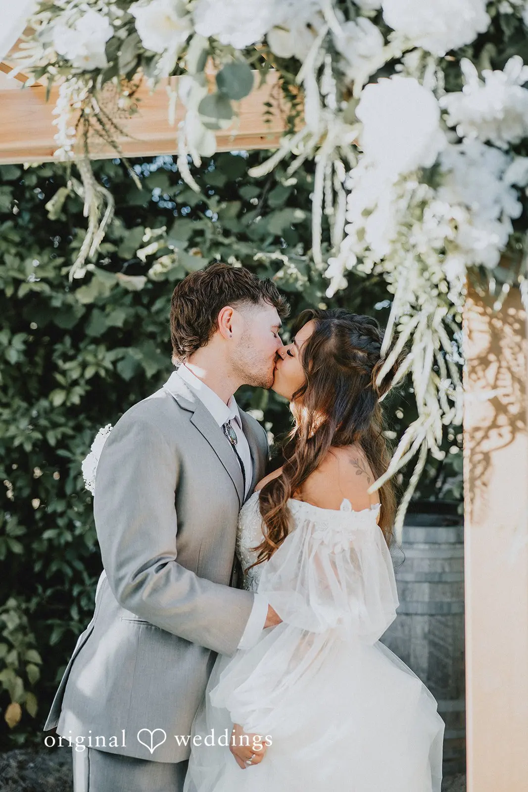 Trinity + Evan Eola Hills Wine Cellars Wedding // Trinity & Evan -