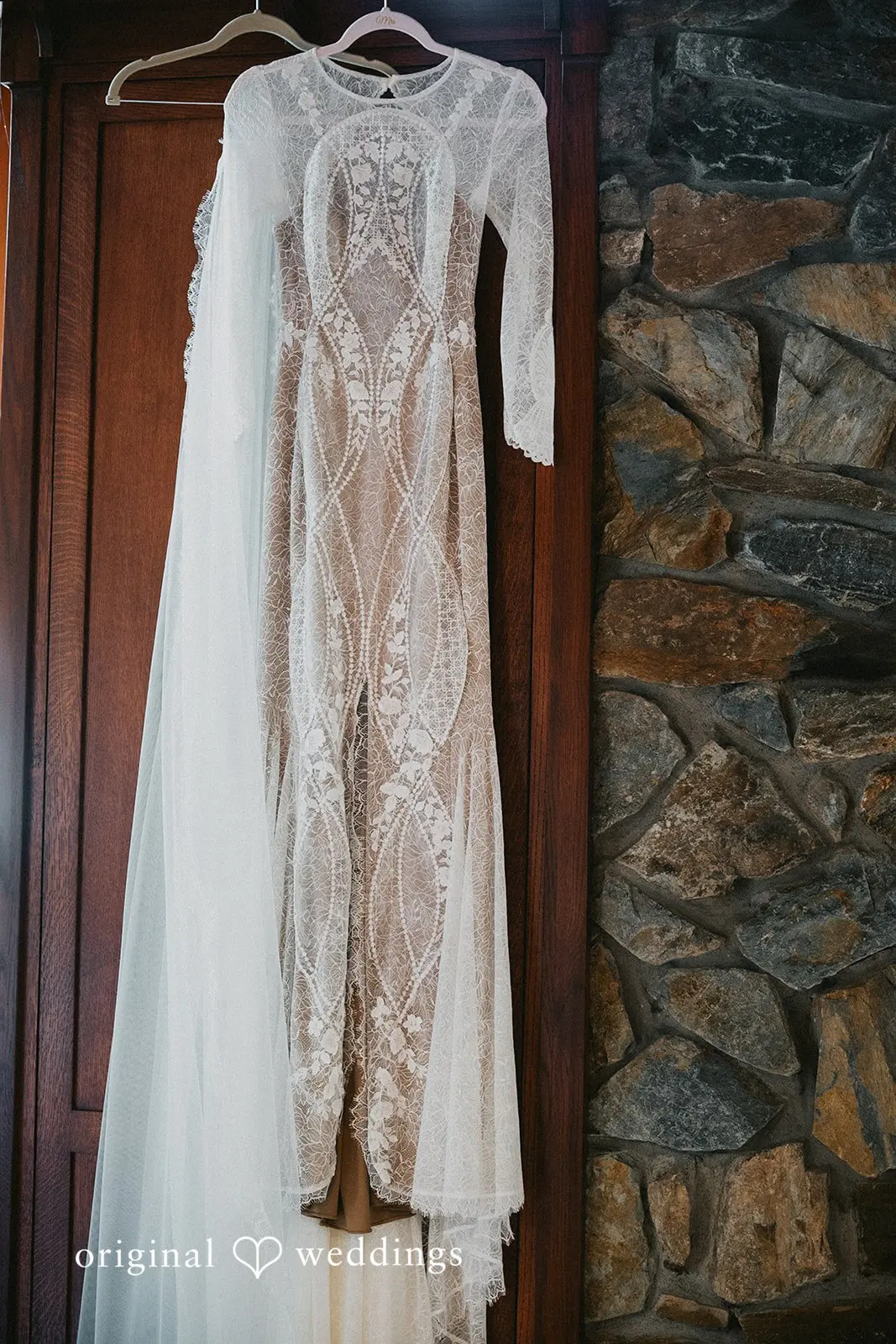 Teri + Joshua Evergreen Gardens Wedding // Teri & Joshua -