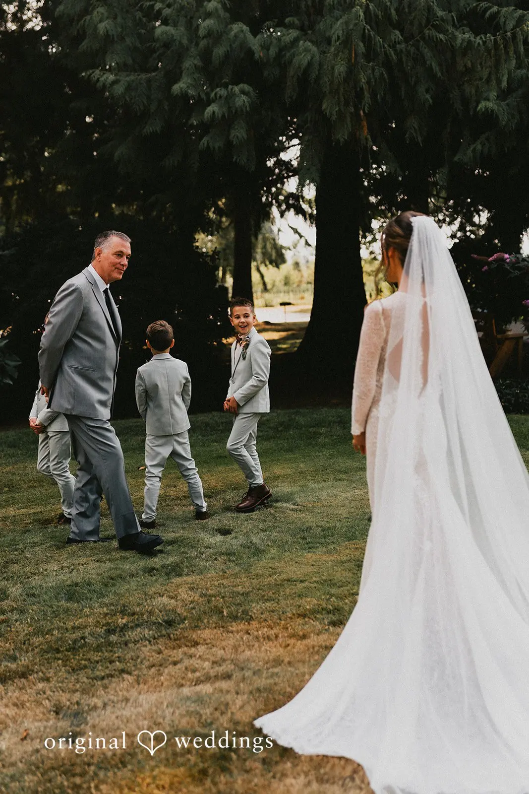 Teri + Joshua Evergreen Gardens Wedding // Teri & Joshua -