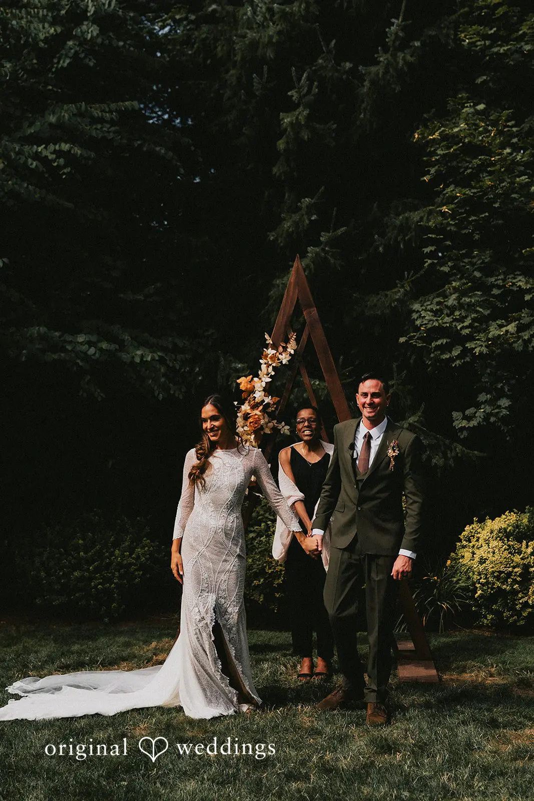 Teri + Joshua Evergreen Gardens Wedding // Teri & Joshua -