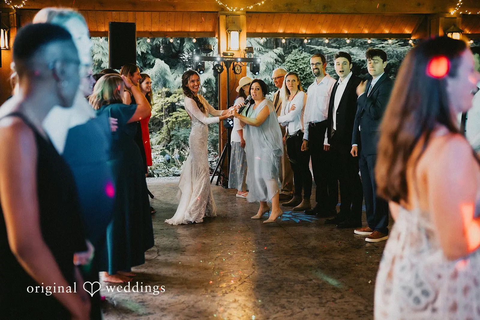 Teri + Joshua Evergreen Gardens Wedding // Teri & Joshua -