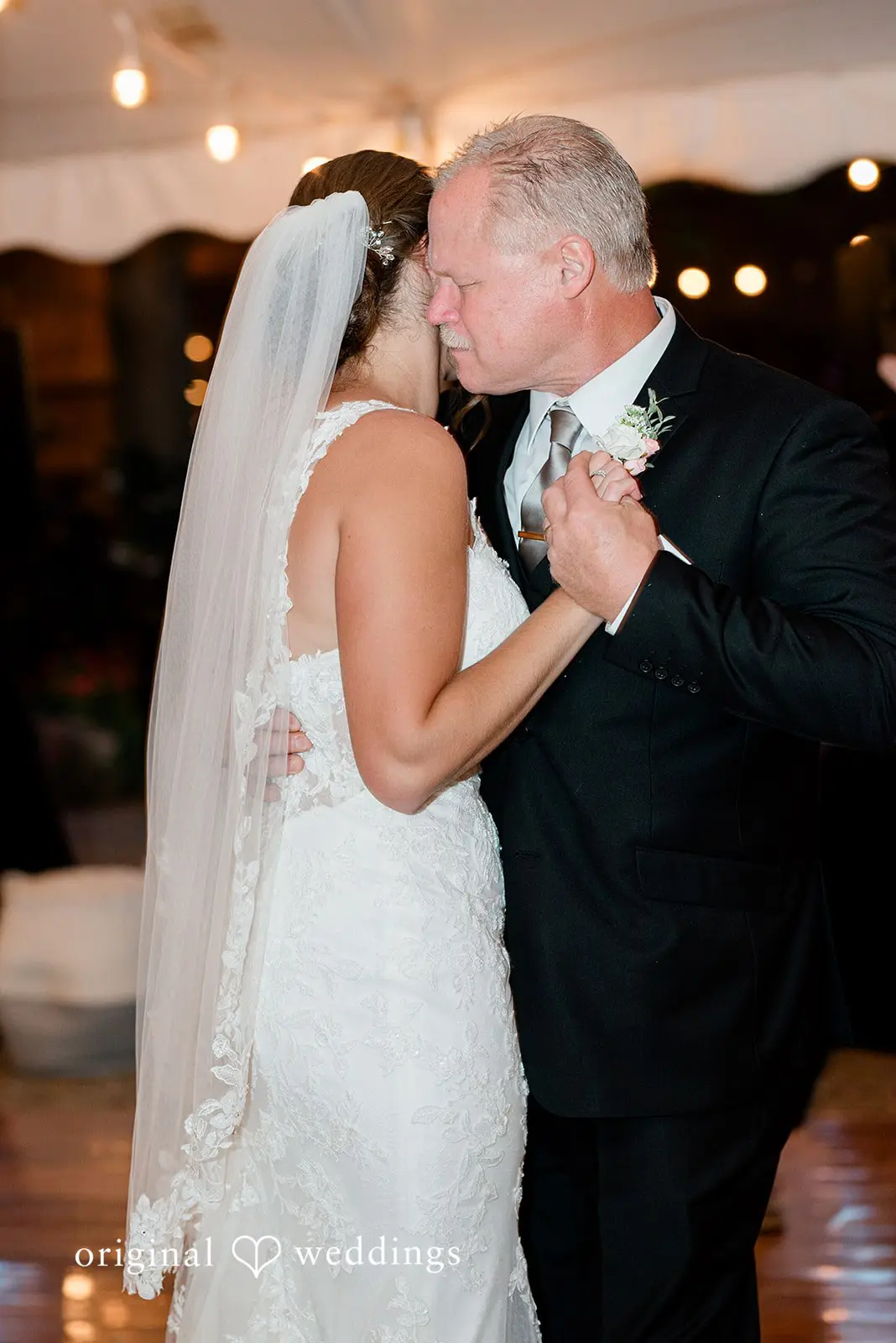 Kleigh + Brandon Everlastings in the Wildwood Wedding // Kleigh & Brandon -
