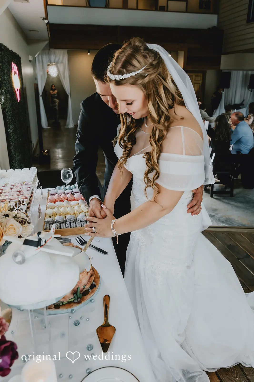 Fenton Winery and Brewery Wedding // Jacob & Rae -