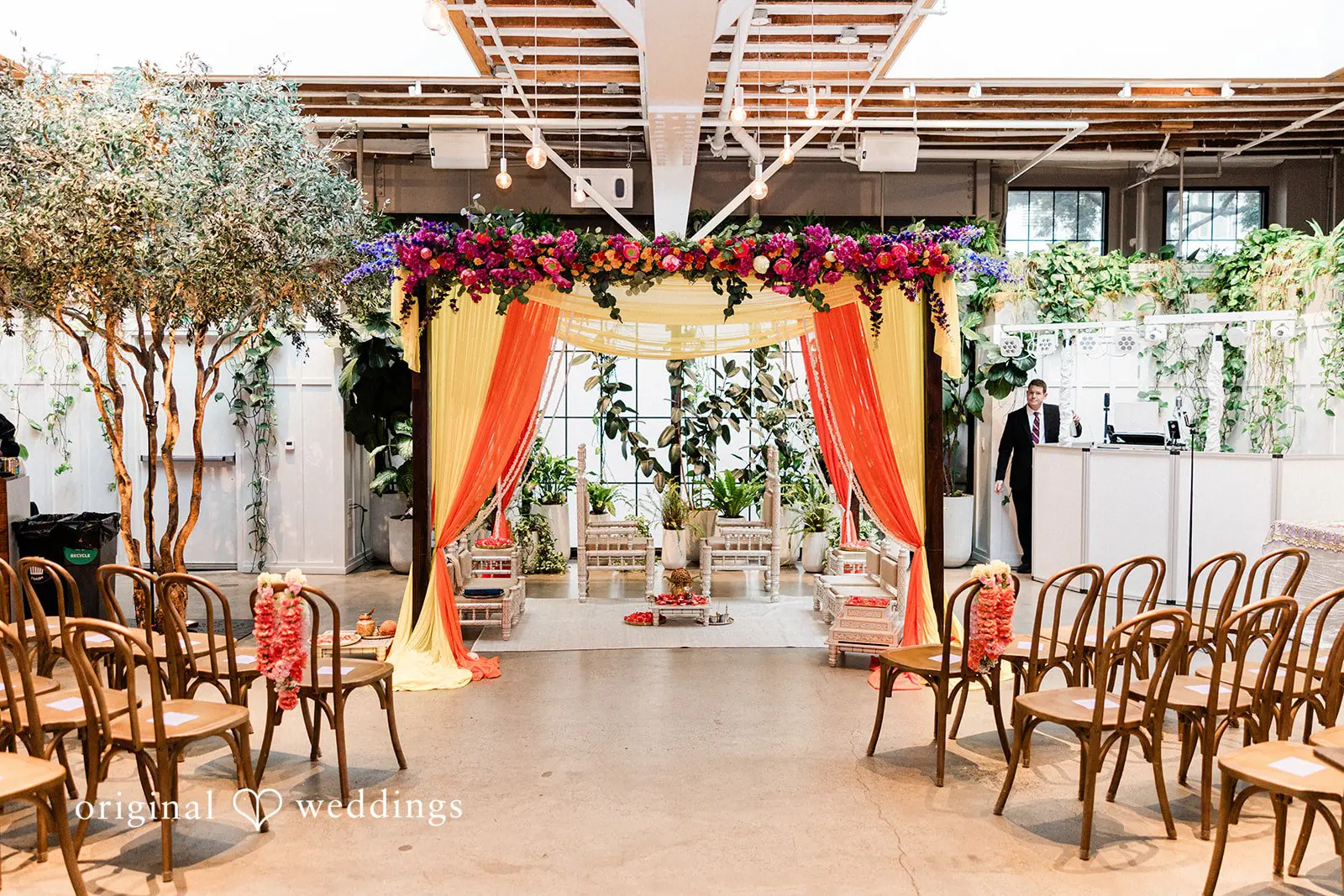 Umaiyal + Preston Flora Wedding // Umaiyal & Preston -