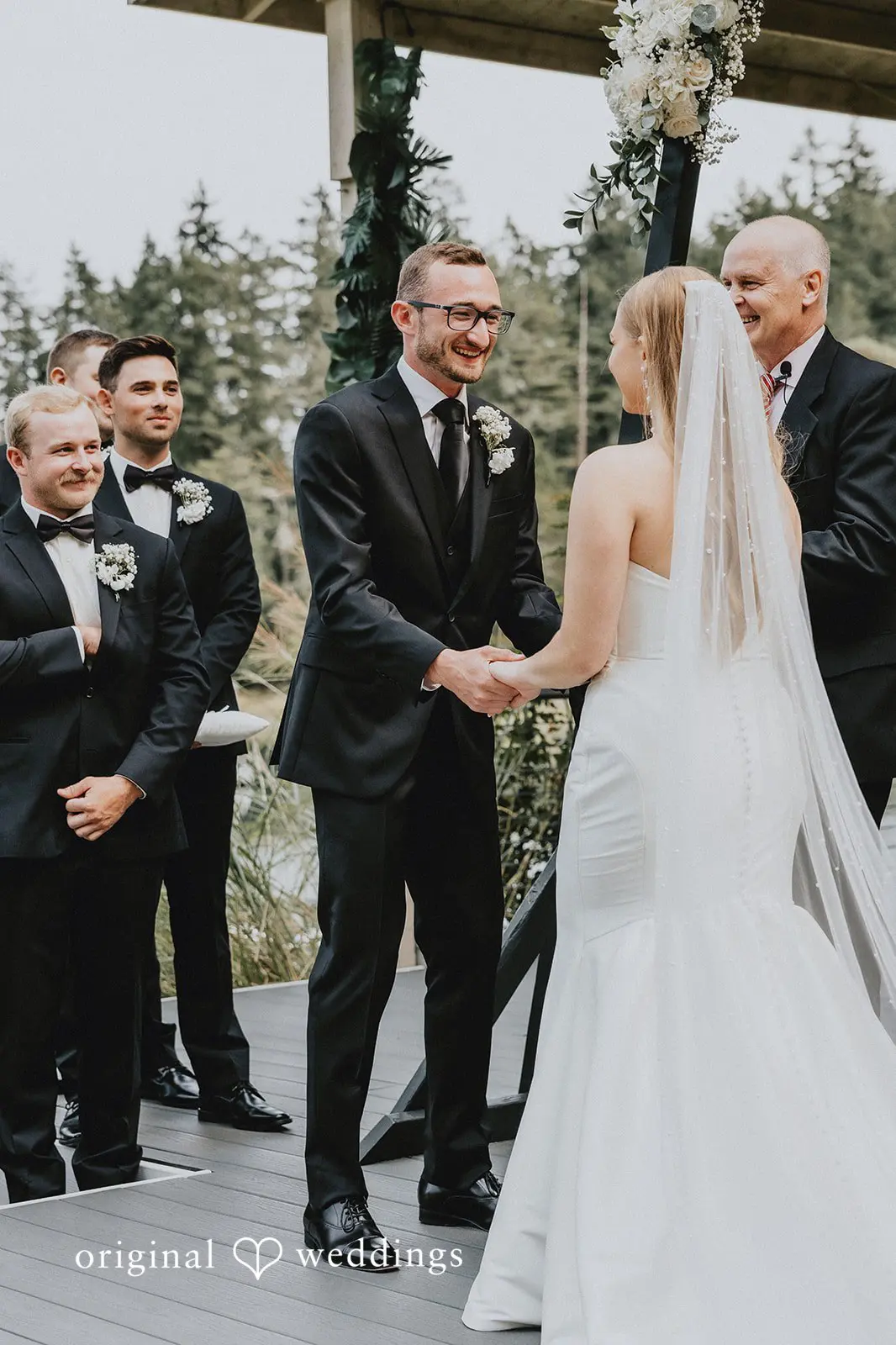 Kelli + Connor Fox Island Yacht Club Wedding // Kelli & Connor -