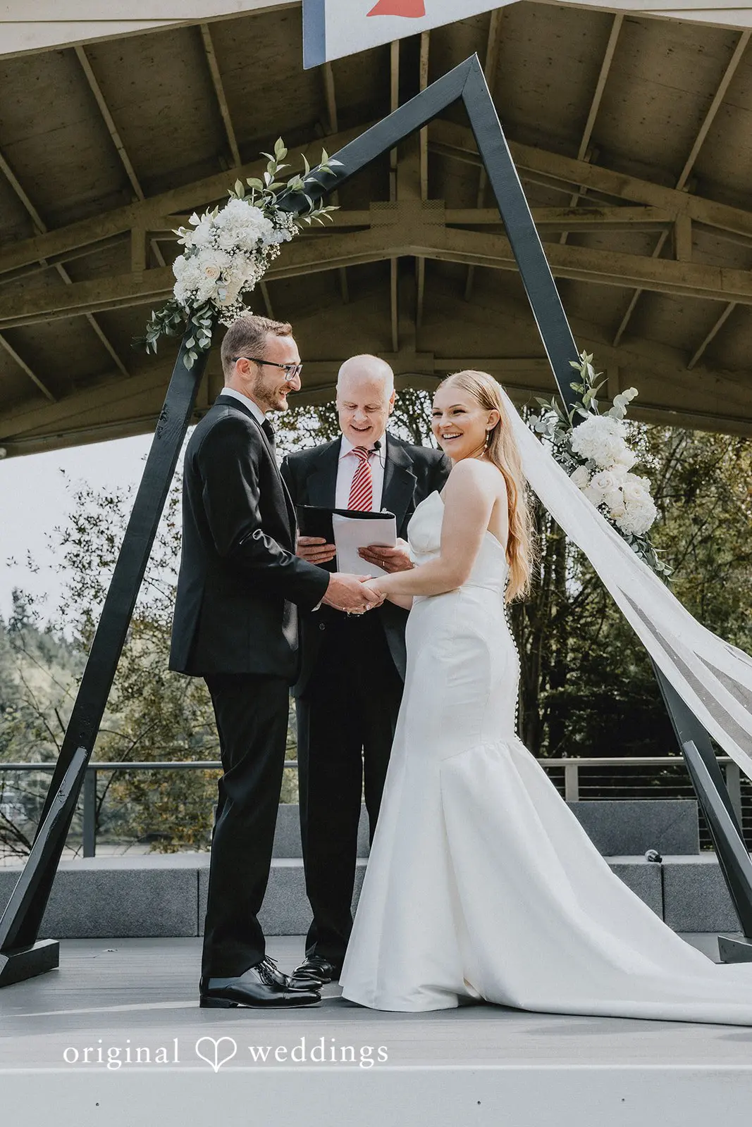 Kelli + Connor Fox Island Yacht Club Wedding // Kelli & Connor -