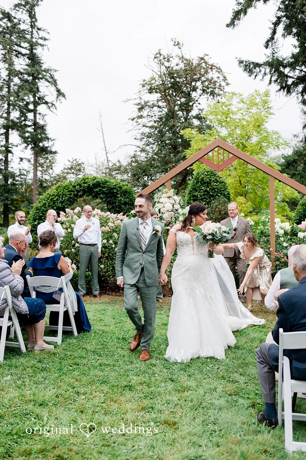 Amanda + Benjamin Froggsong Gardens Wedding // Amanda & Benjamin -