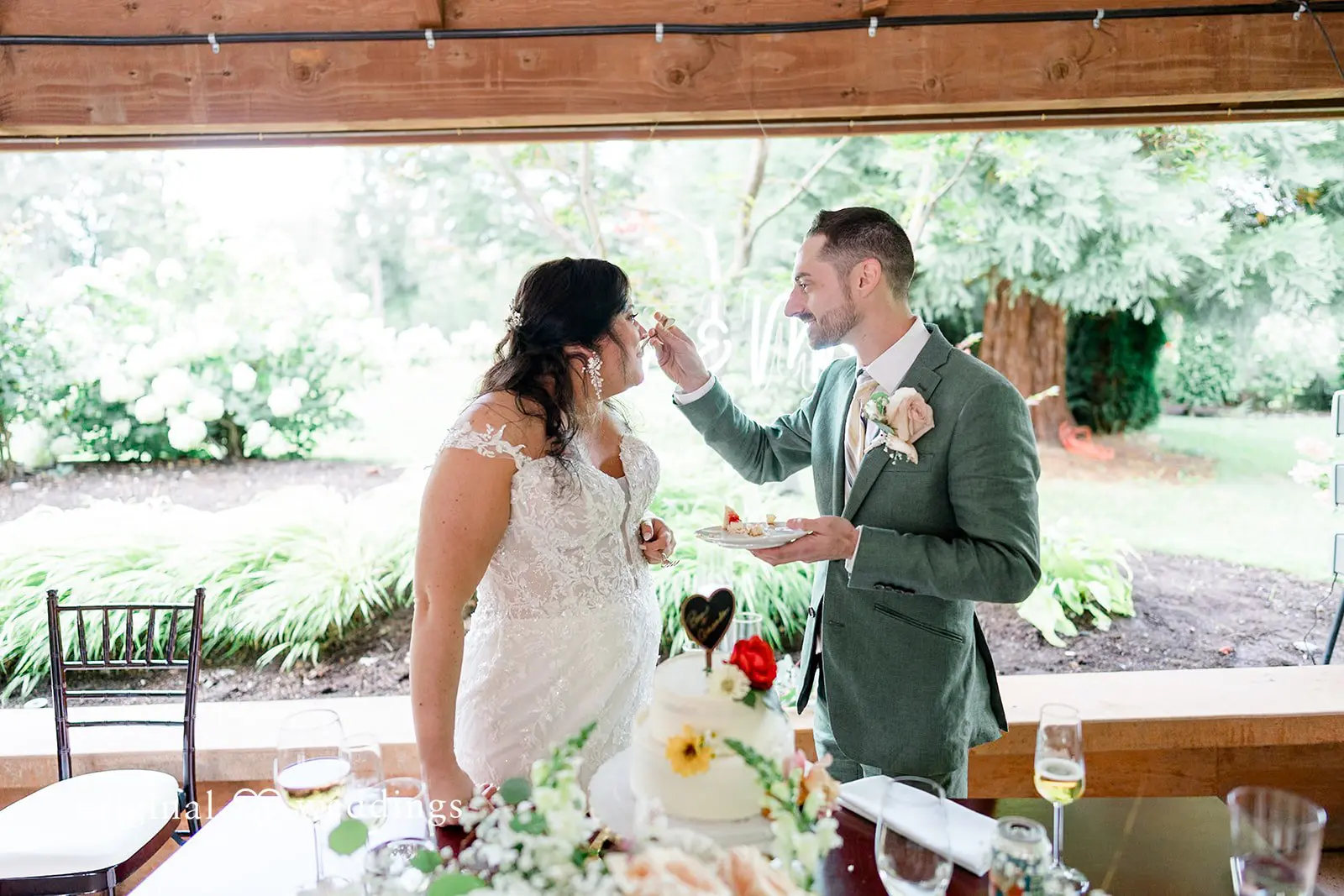 Amanda + Benjamin Froggsong Gardens Wedding // Amanda & Benjamin -