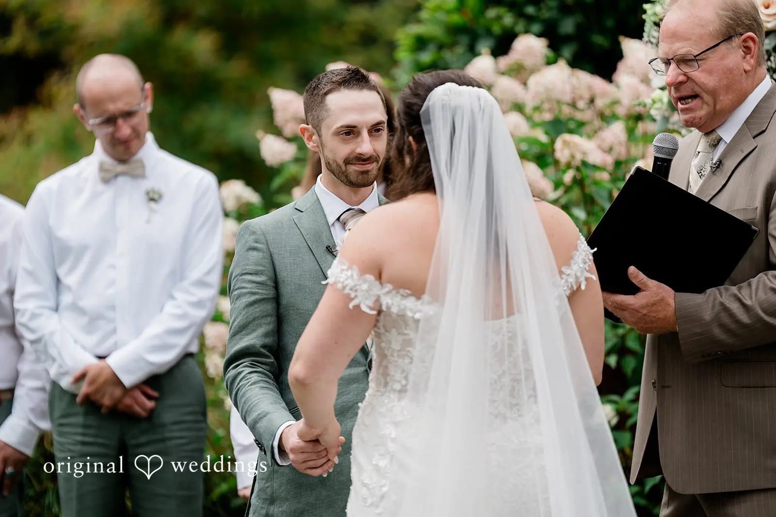 Amanda + Benjamin Froggsong Gardens Wedding // Amanda & Benjamin -
