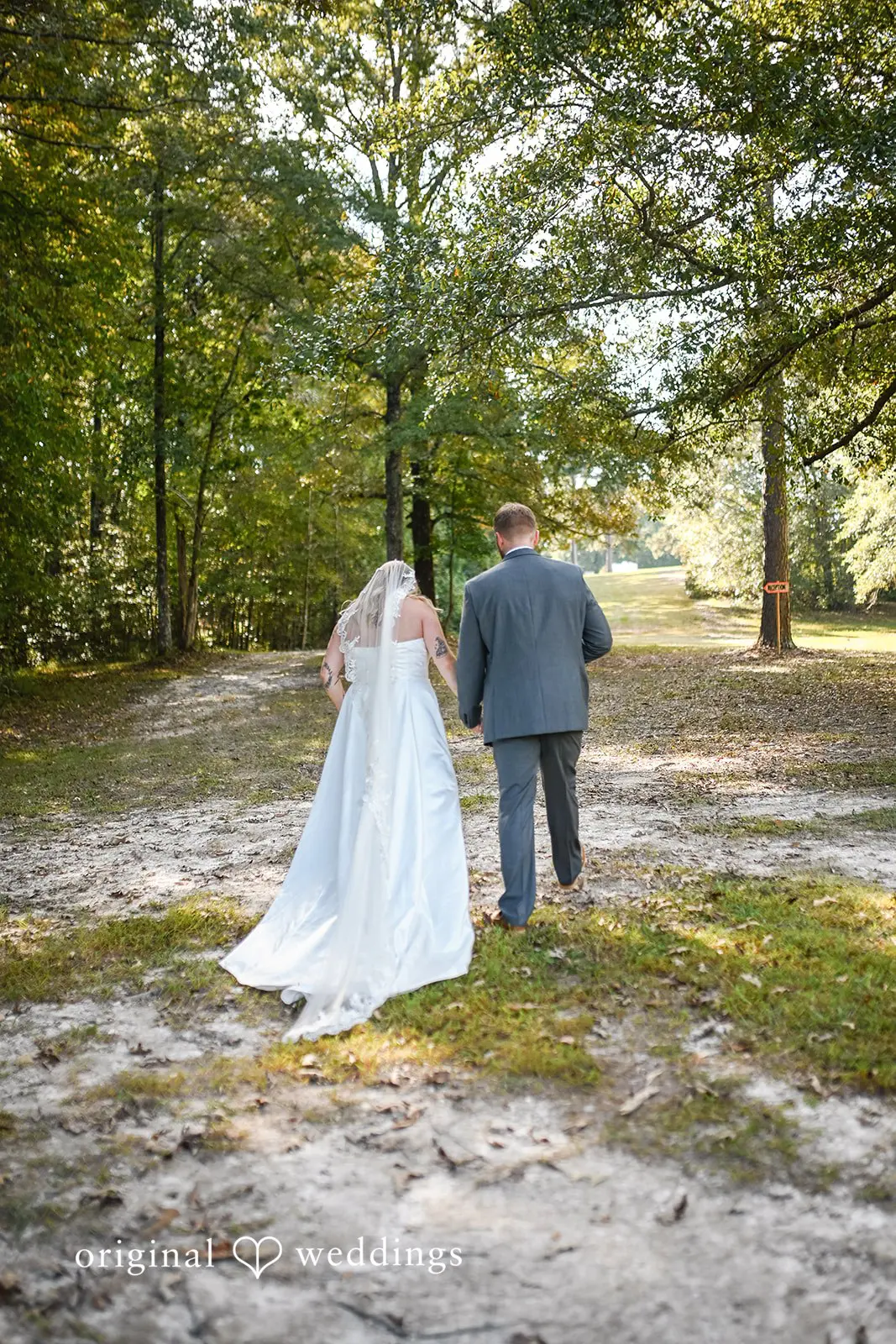 Georgia Backyard Wedding // Clarissa & Noah -