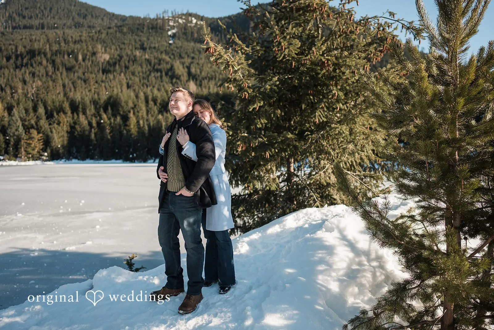 Elizabeth + Andrew Gold Creek Pond Trailhead Engagement // Elizabeth & Andrew -
