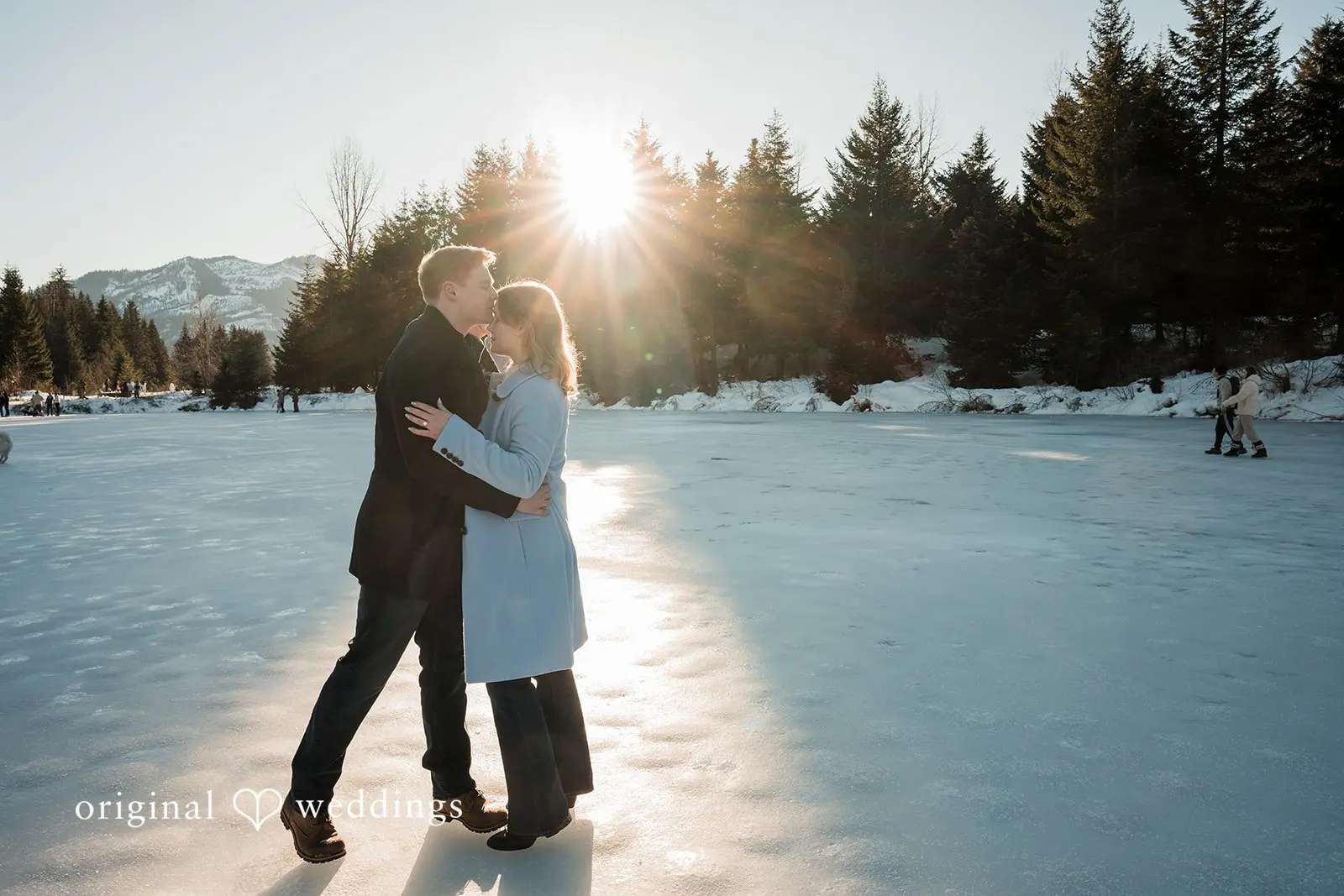 Elizabeth + Andrew Gold Creek Pond Trailhead Engagement // Elizabeth & Andrew -