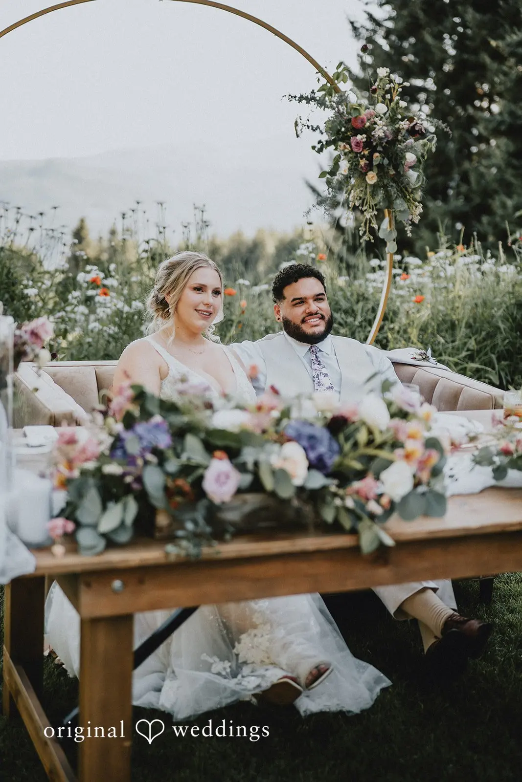 Daphne + Daniel Gorge Crest Vineyards Wedding // Daphne & Daniel -