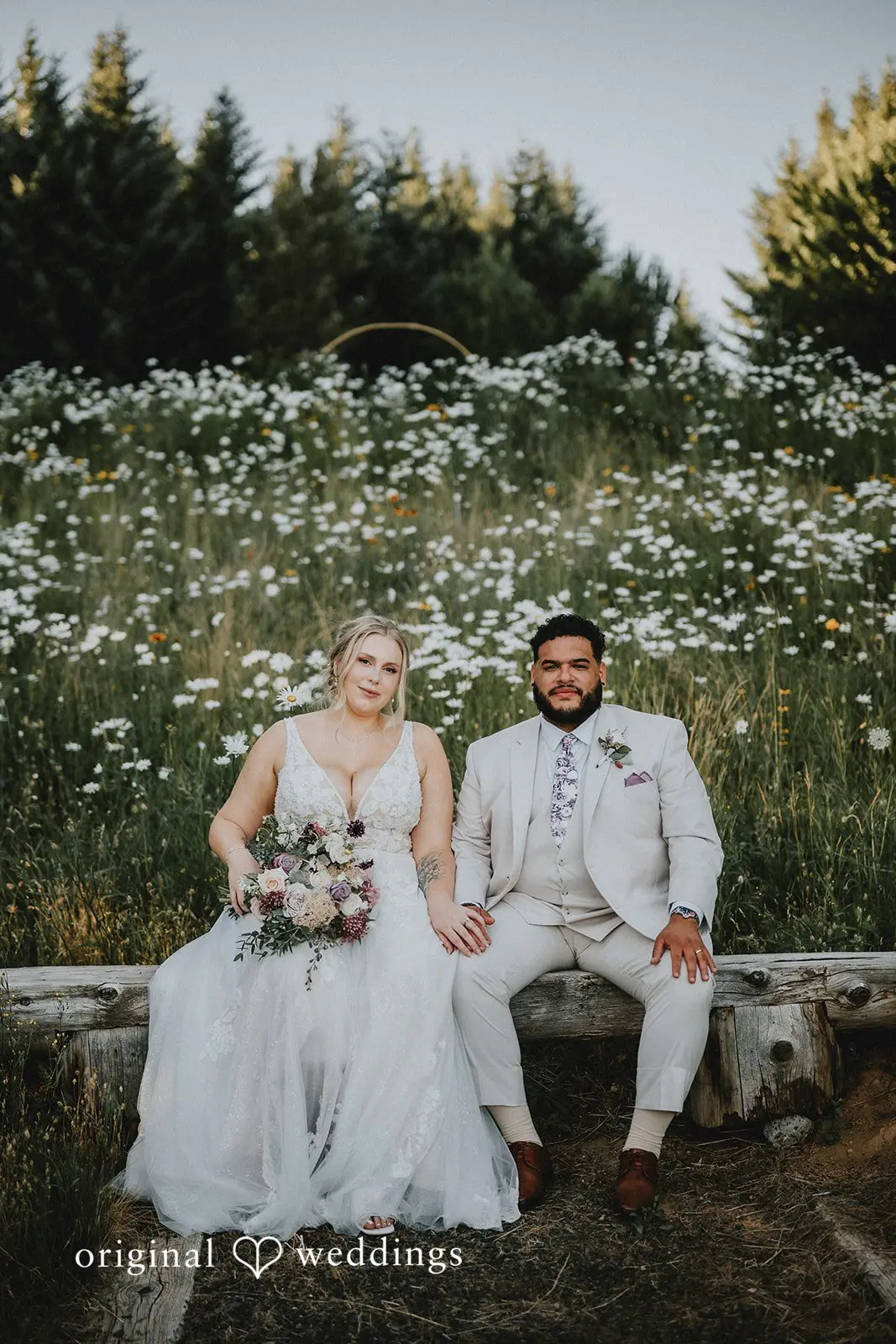 Daphne + Daniel Gorge Crest Vineyards Wedding // Daphne & Daniel -
