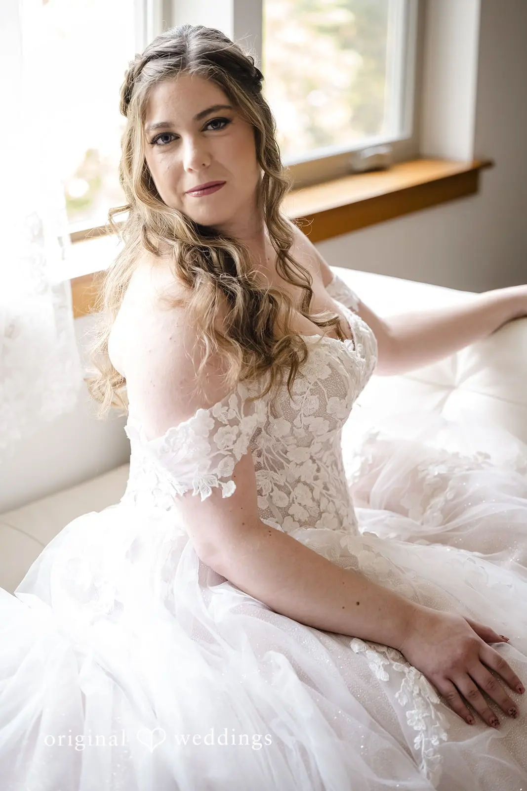 Becca + Ryan Gorge Crest Vineyards Wedding // Becca & Ryan -