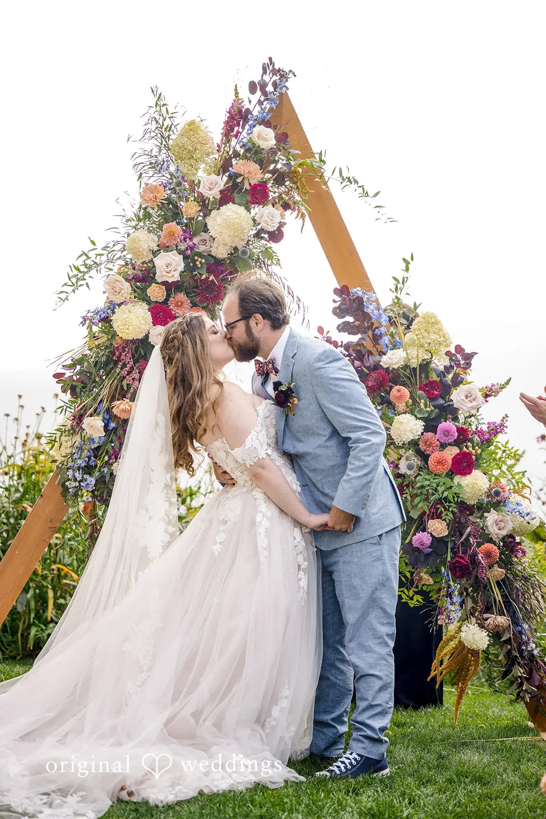 Becca + Ryan Gorge Crest Vineyards Wedding // Becca & Ryan -