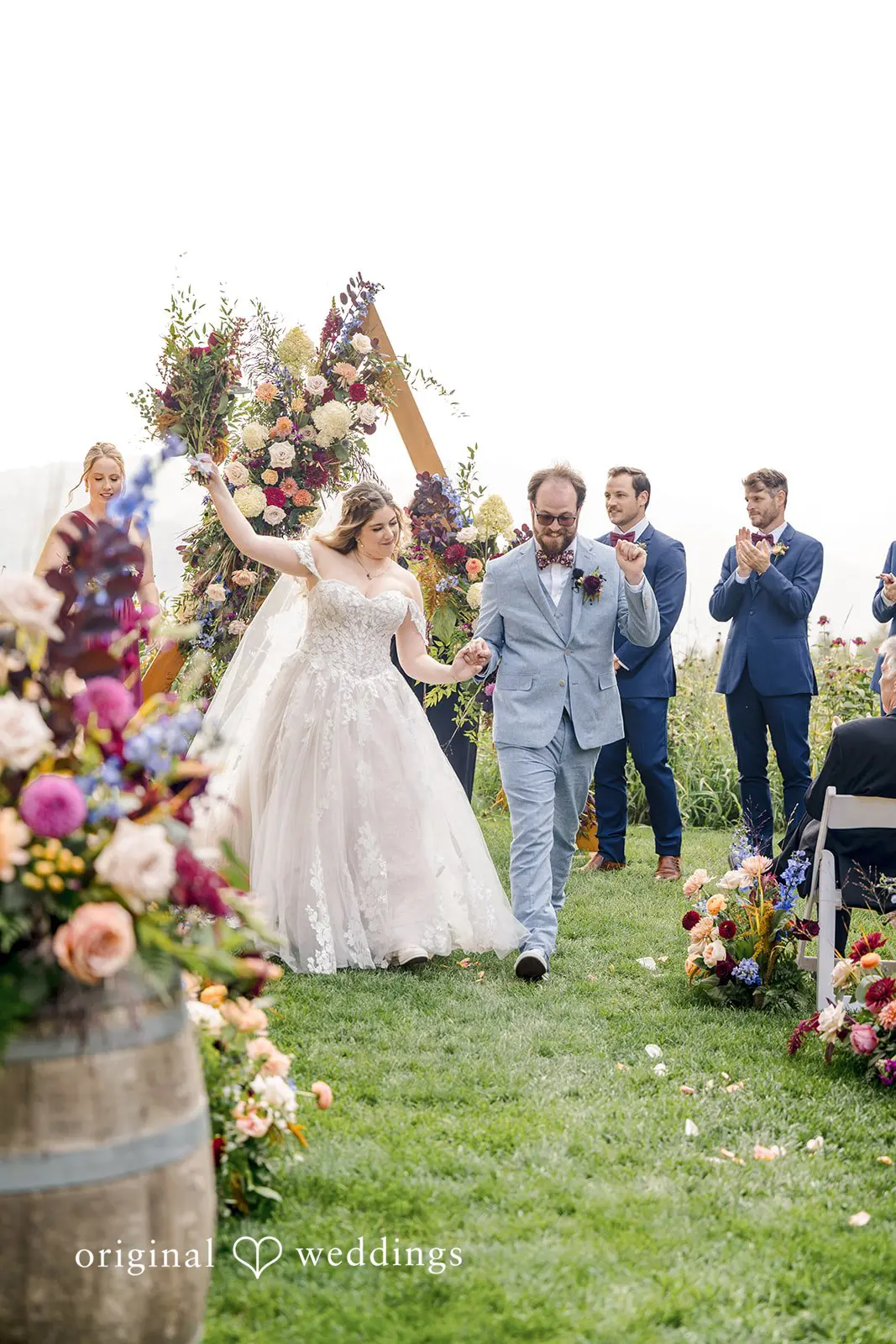 gorge-crest-vineyards-timeless-portland-becca-ryan-549-dsc-1078-11 Gorge Crest Vineyards Wedding // Becca & Ryan -