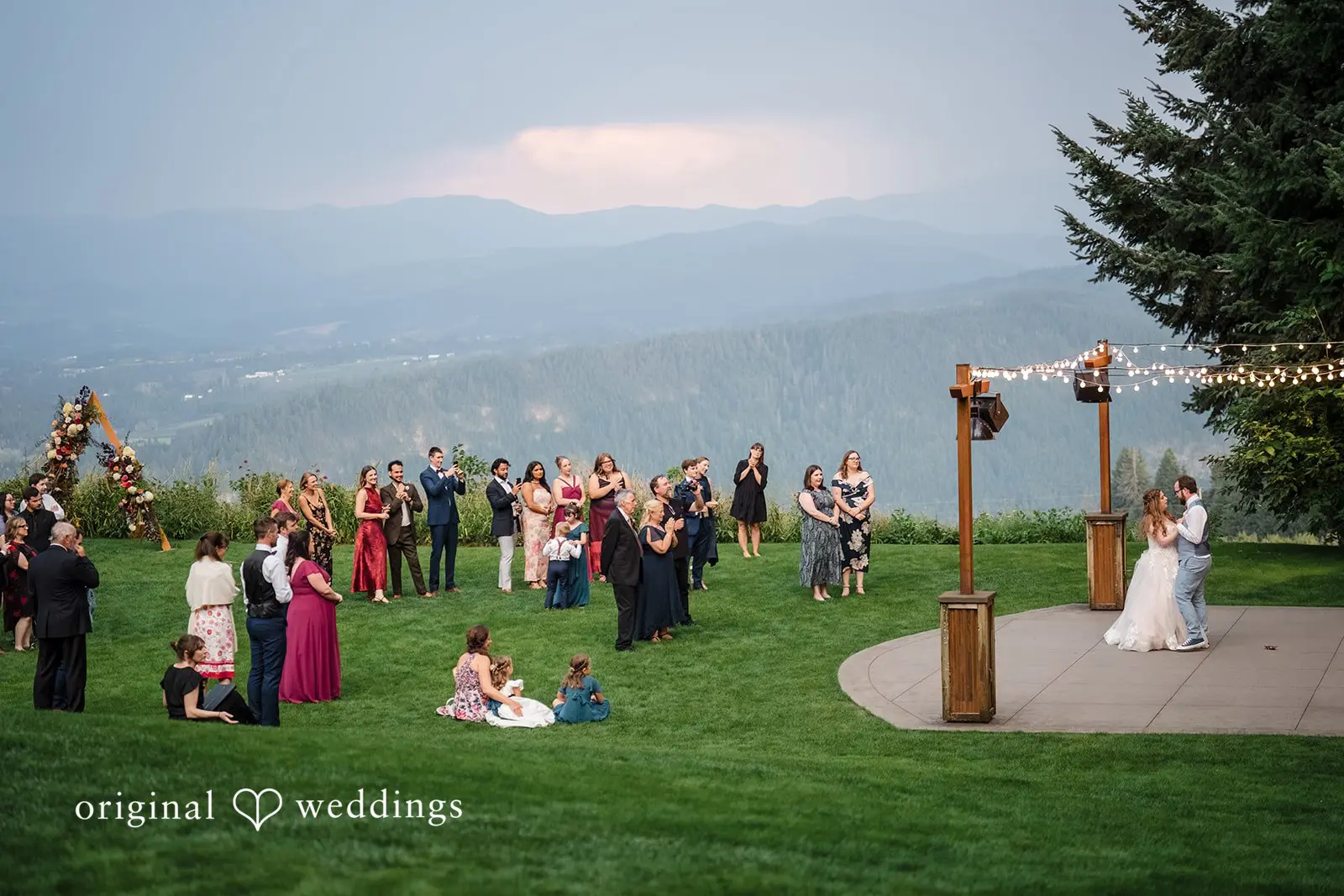 Becca + Ryan Gorge Crest Vineyards Wedding // Becca & Ryan -