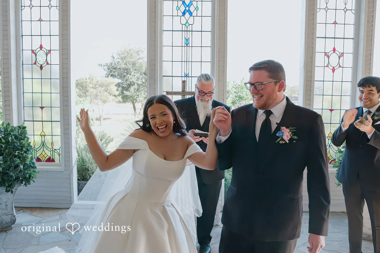 Ashley + Dylan Gruene Estate Wedding // Ashley & Dylan -