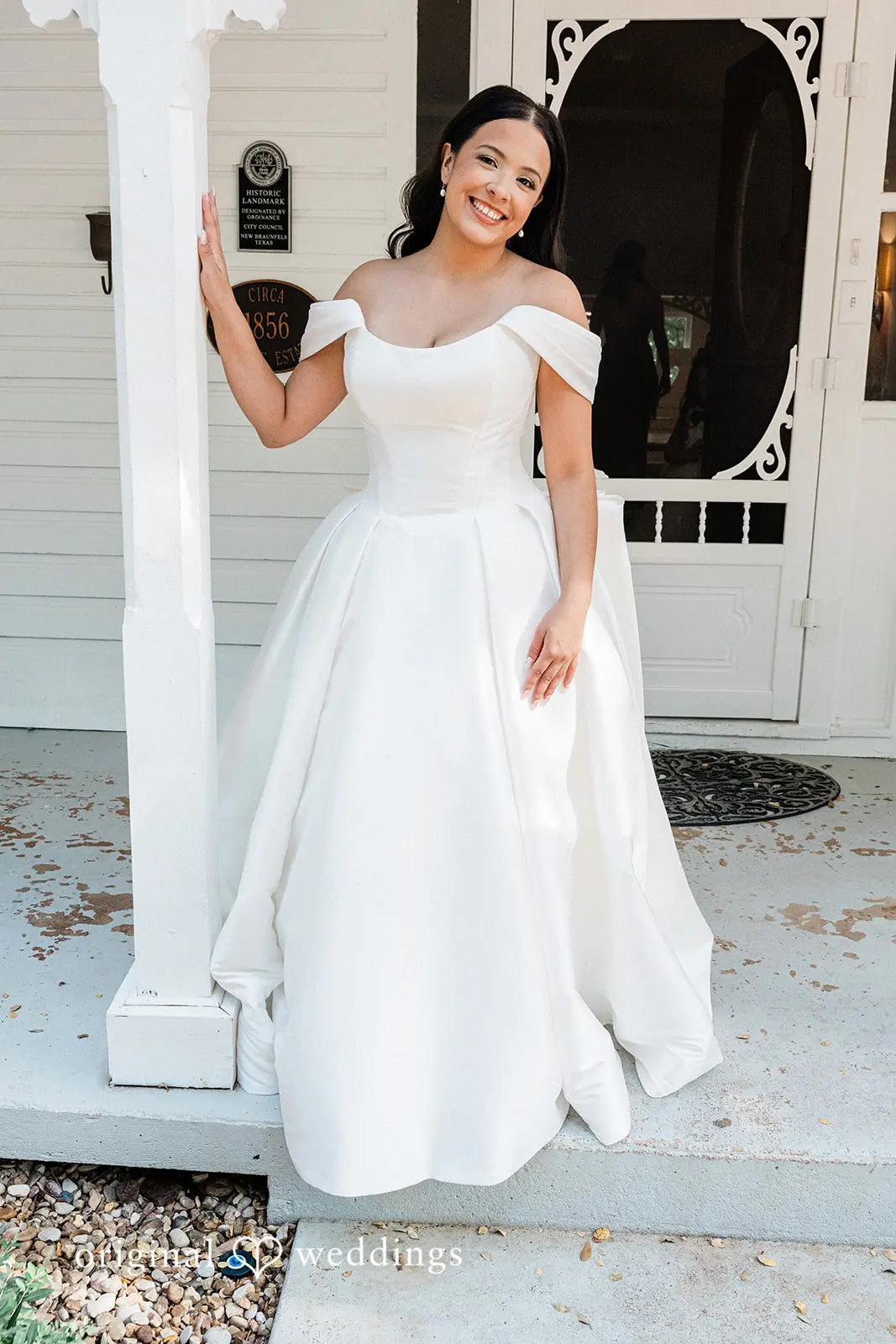 Ashley + Dylan Gruene Estate Wedding // Ashley & Dylan -