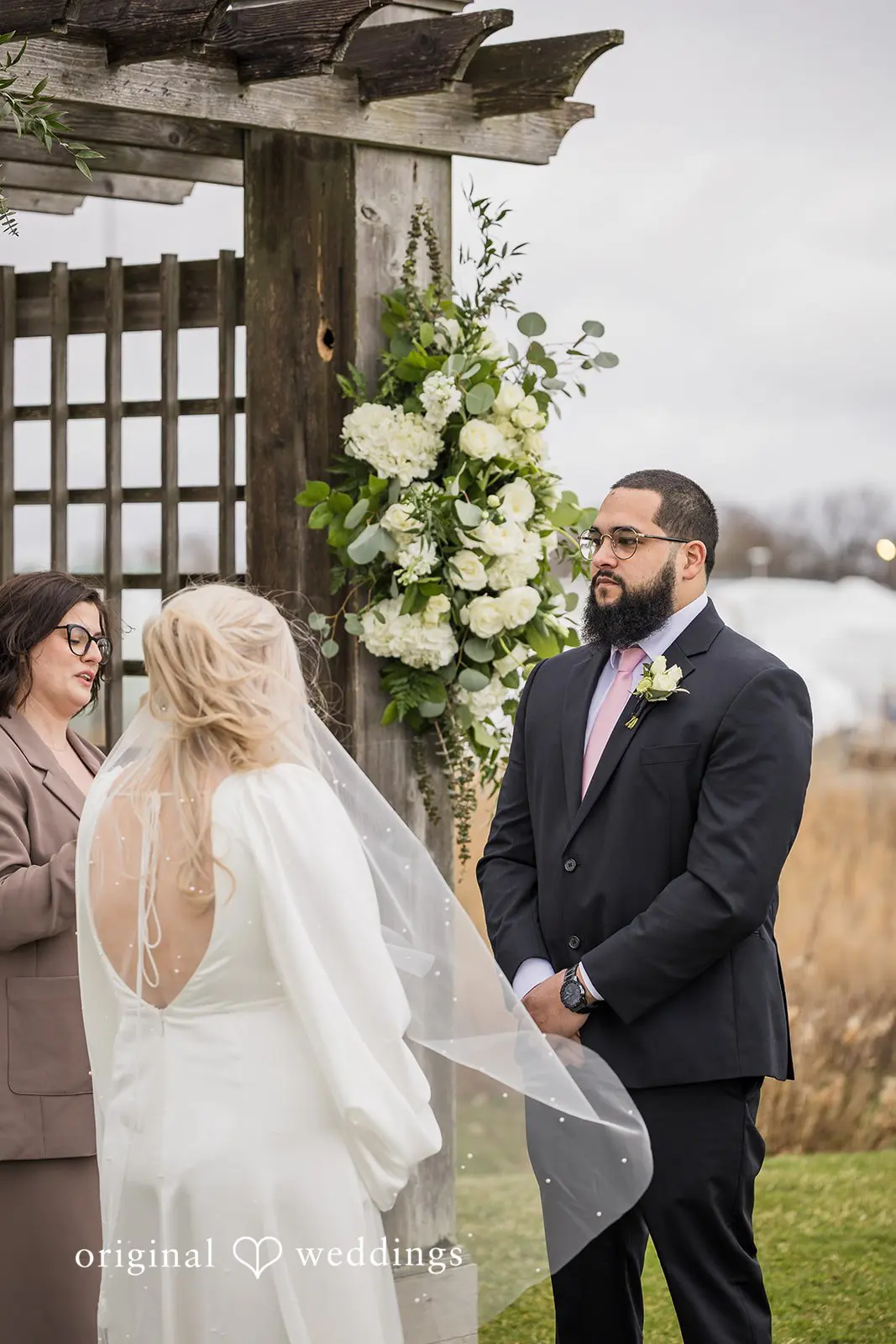 Harbor Lights Wedding // Victoria & Iziah -