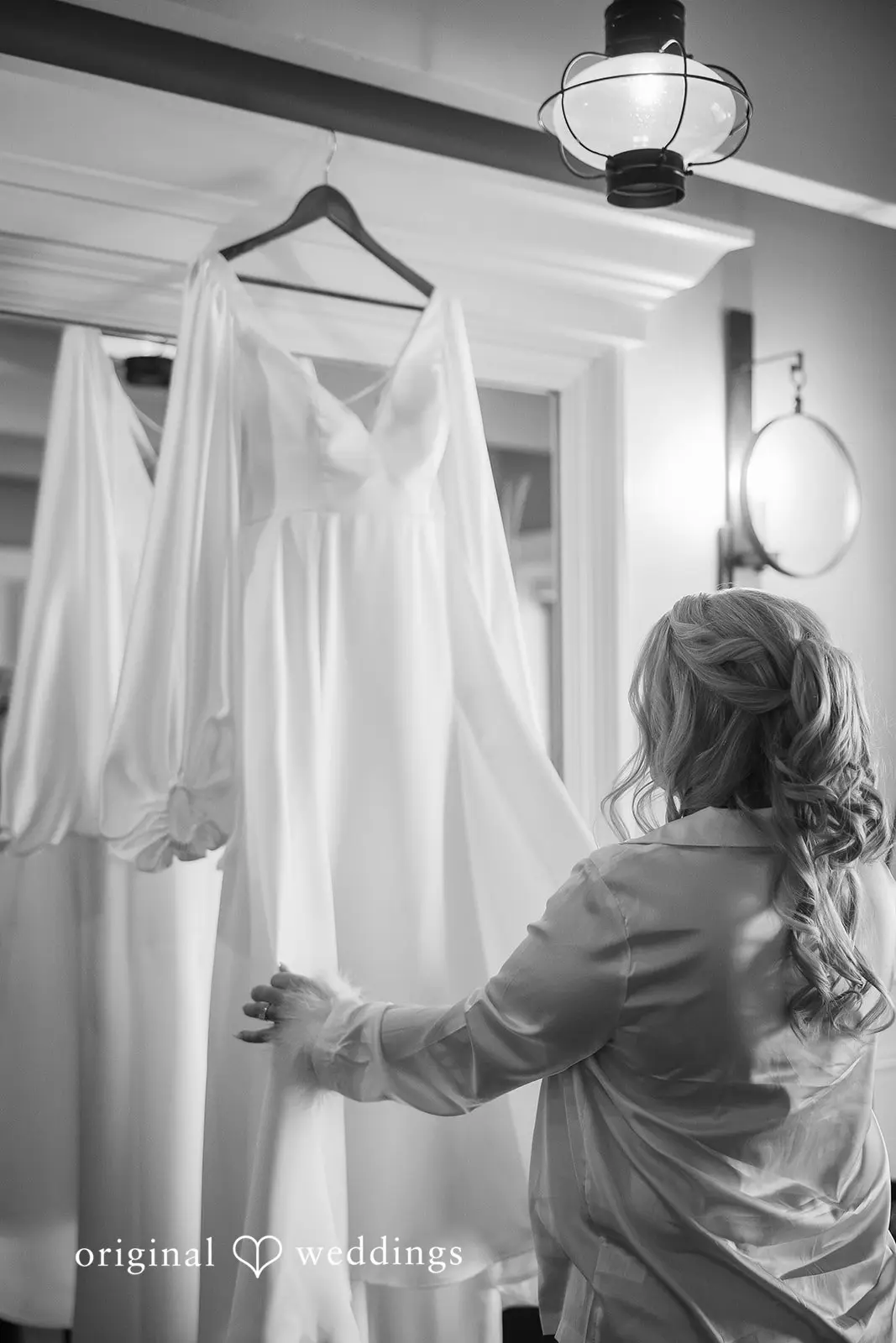 Harbor Lights Wedding // Victoria & Iziah -